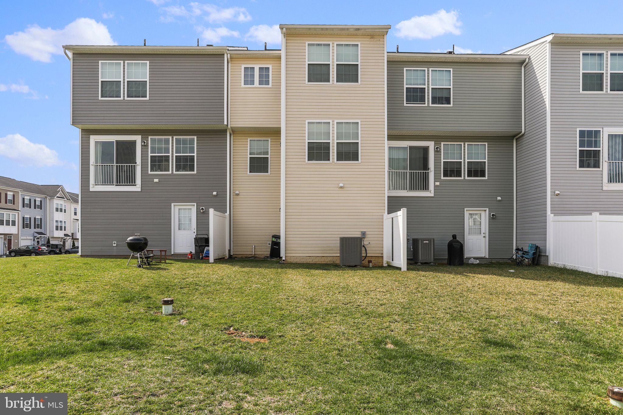 KENSINGTON TERRACE - Residential Lease