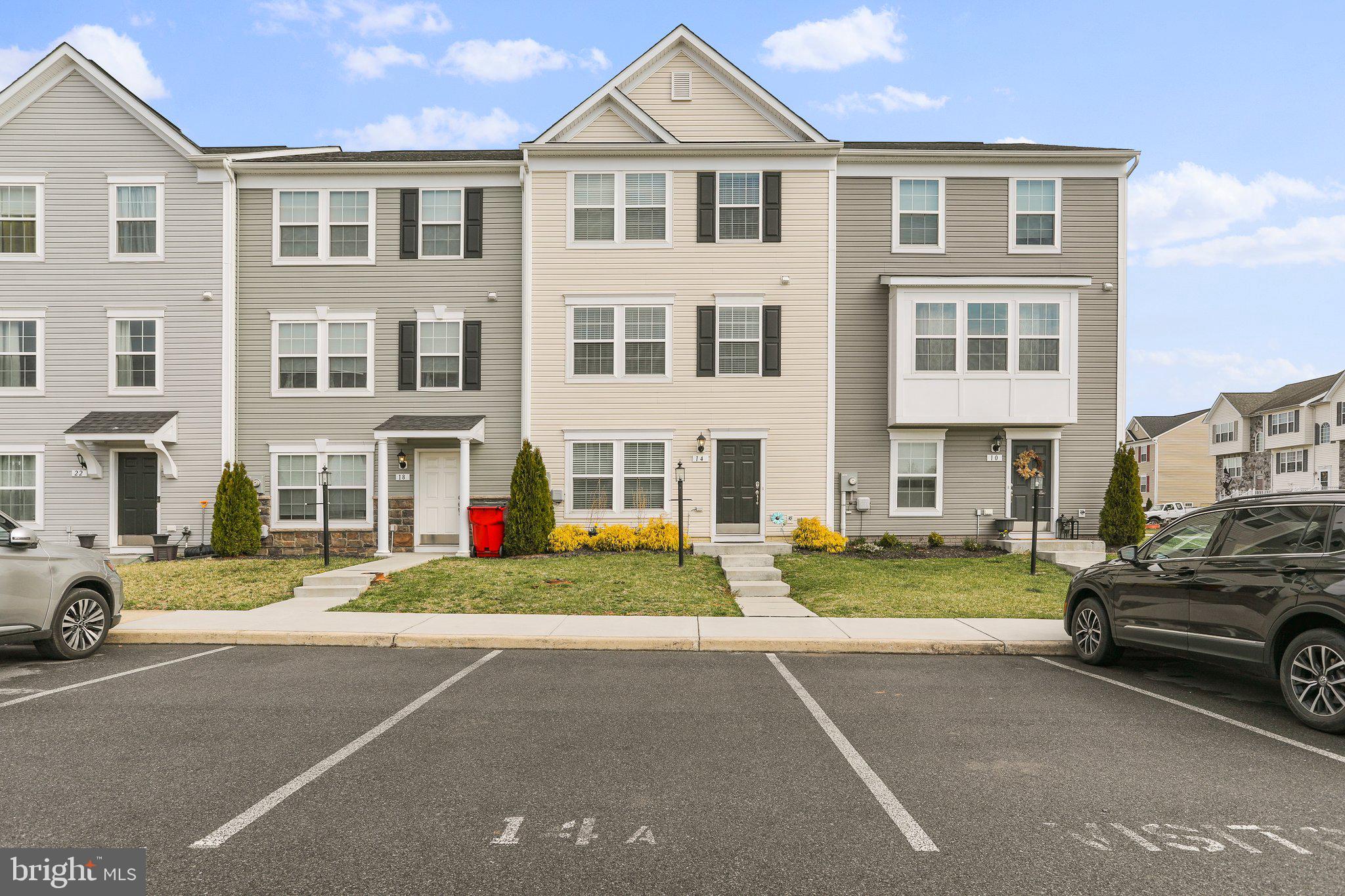 Available For Move-In 8/1./25. 3 story, pristine and spacious townhome in the quaint Kensington Terrace community. 3 bedrooms 2.5 bathrooms with a flex space as you enter the townhome and a large, finished rec room in the rear. Fresh drywall touchups and paint throughout the entire home. Pet Friendly on case by case basis. Long Term or Short-Term Lease Available. ** Fully furnished short term available as well. All short term leases will be subject to negotiable term.