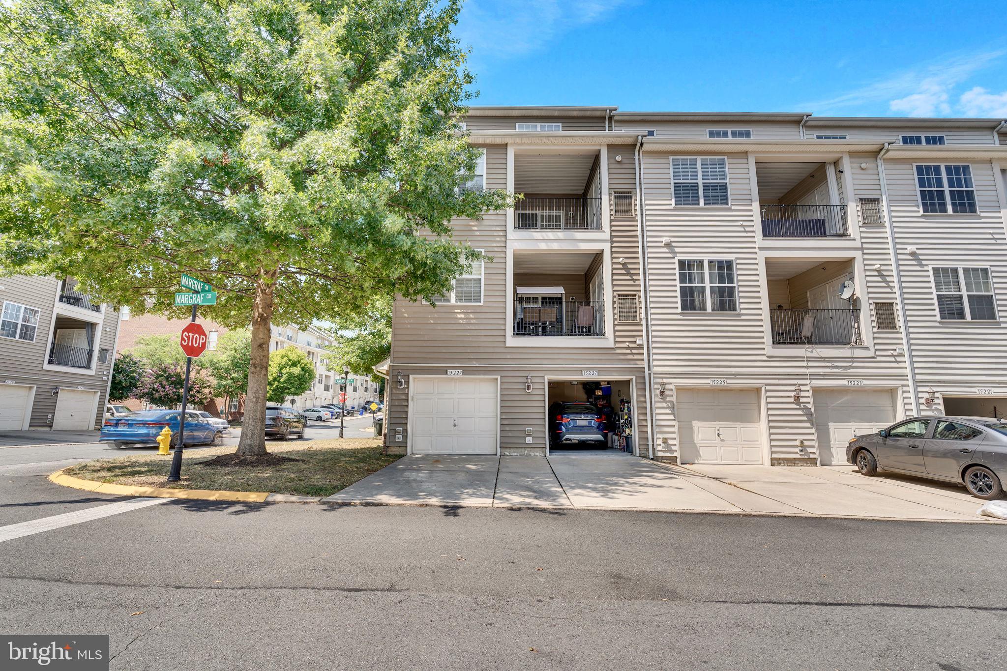 POTOMAC CLUB - Residential Lease