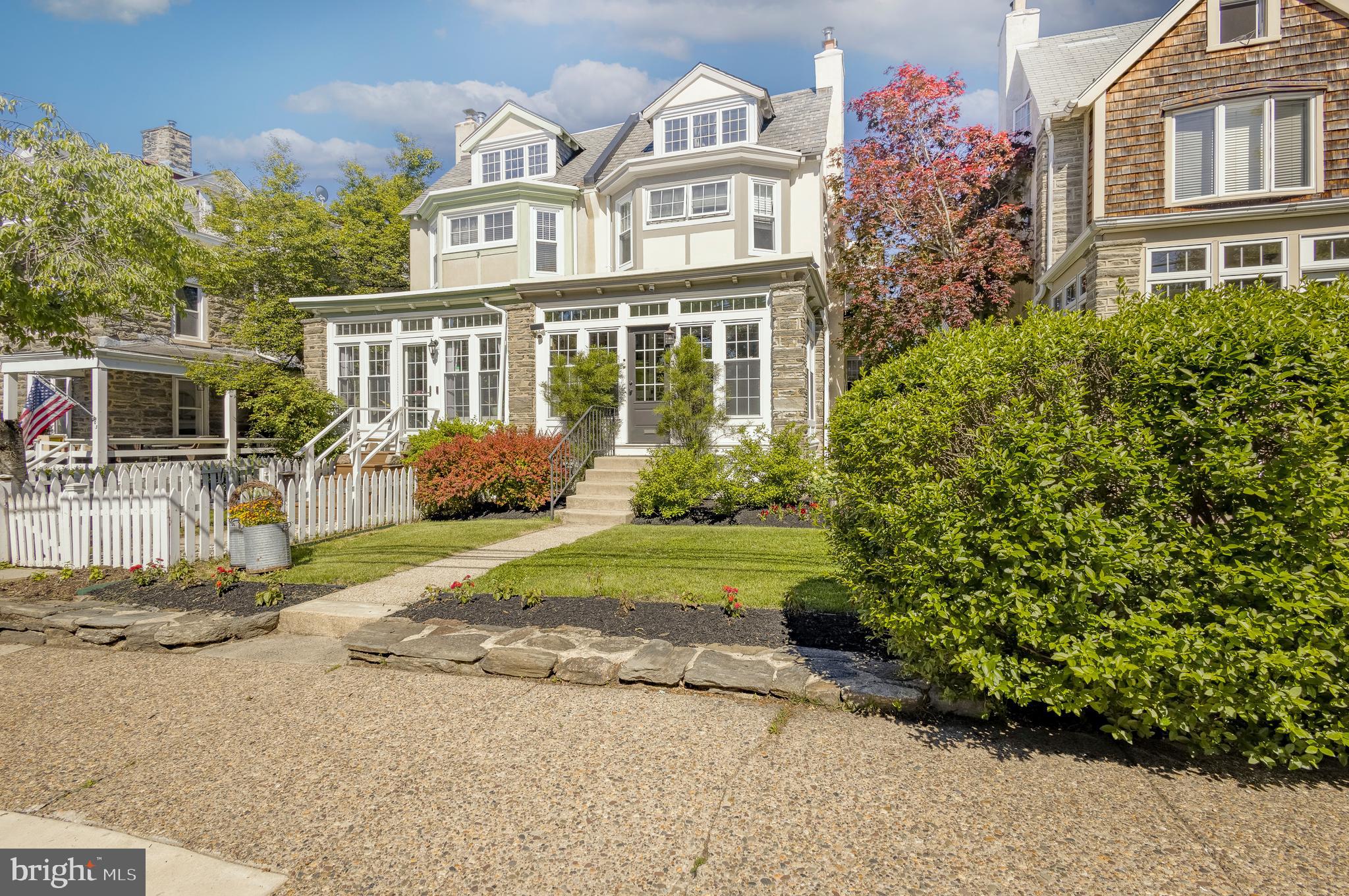CHESTNUT HILL - Residential