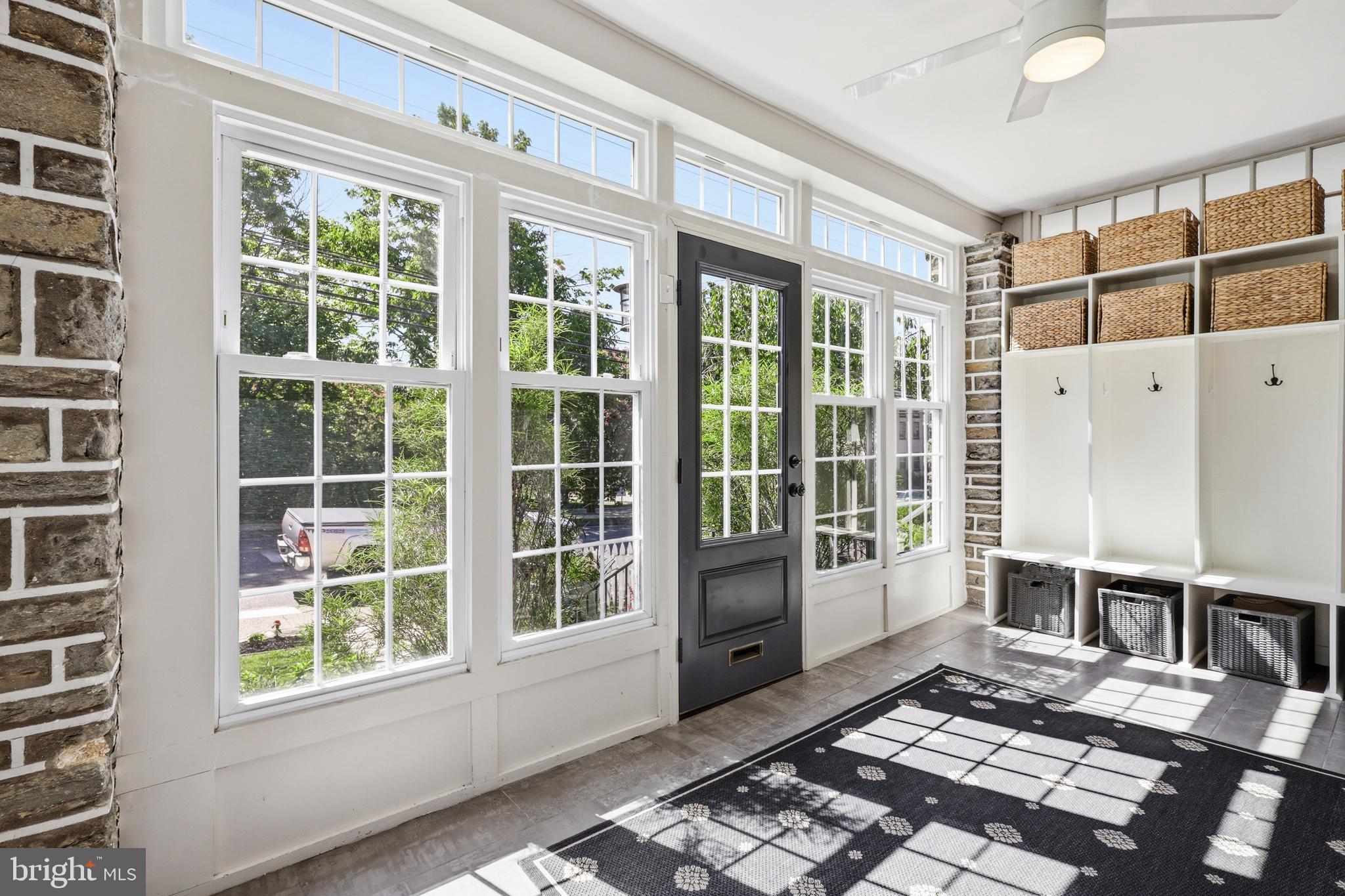 CHESTNUT HILL - Residential