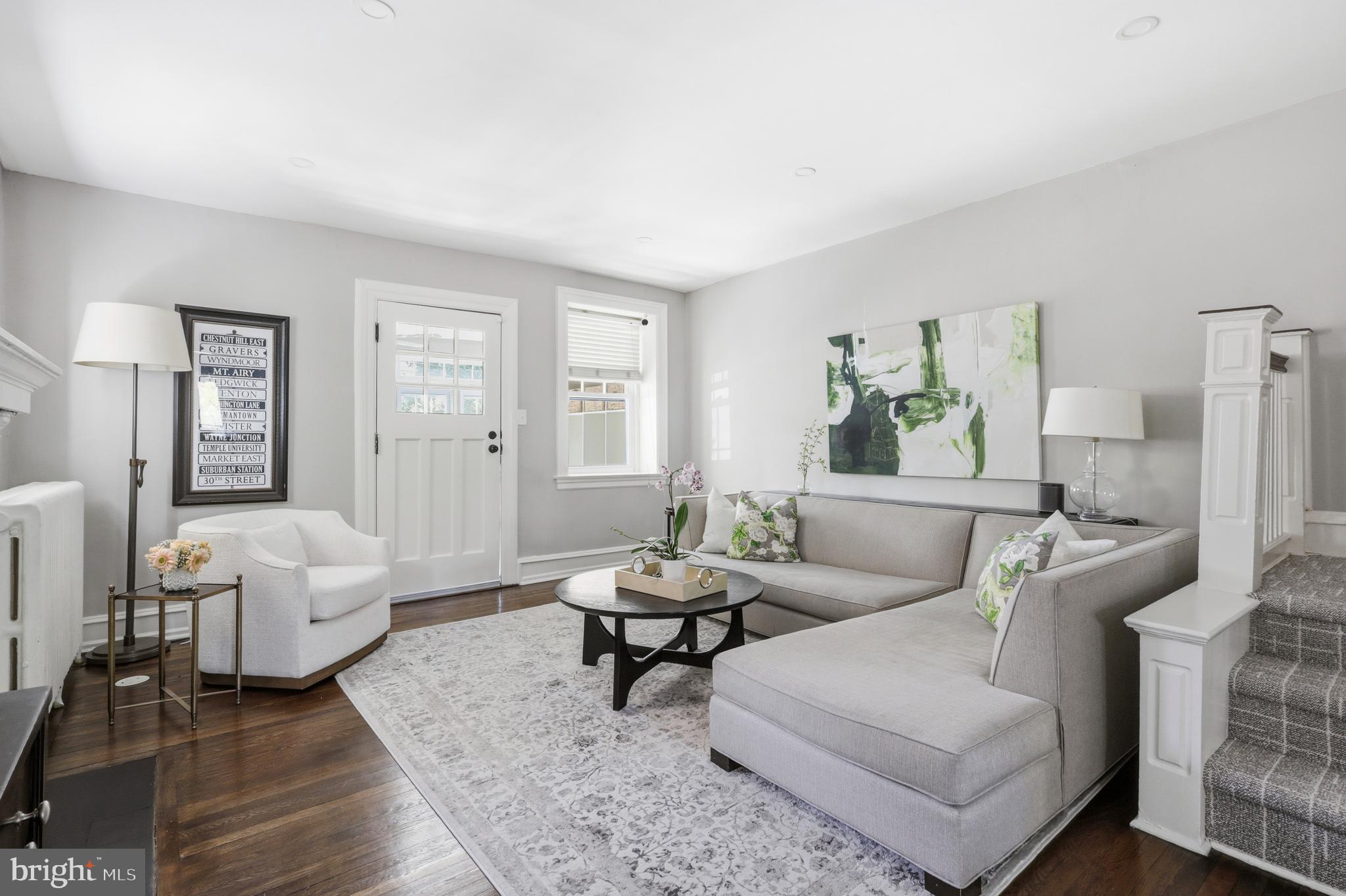 307 E GRAVERS LANE
