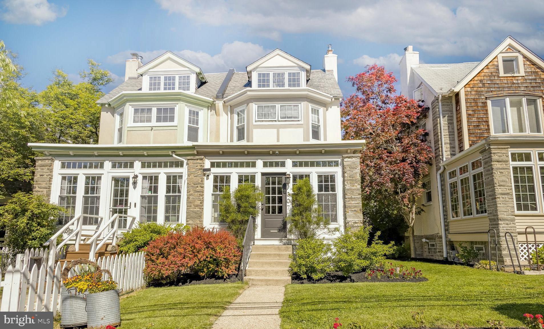 CHESTNUT HILL - Residential