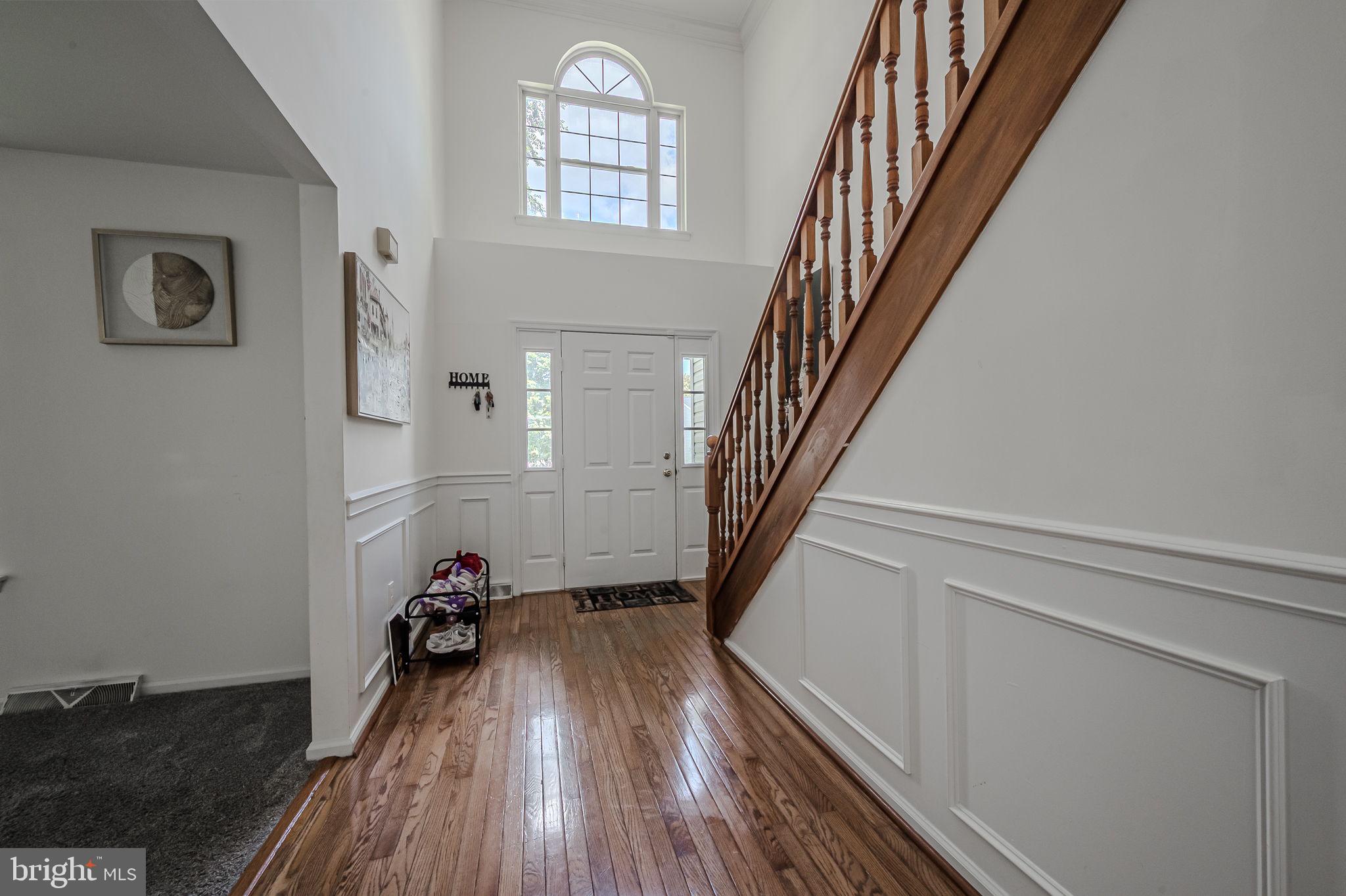 214 NORTHDOWN DRIVE