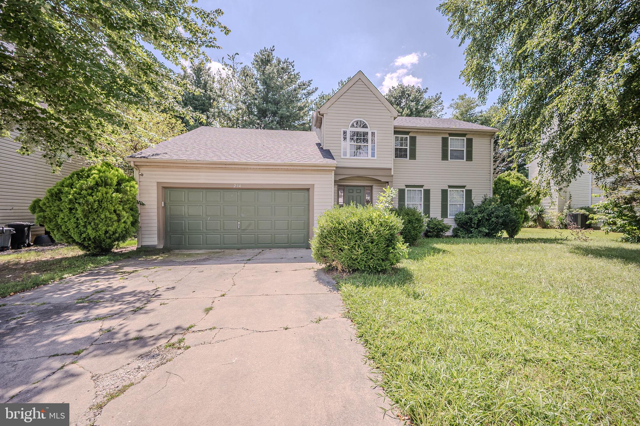 214 NORTHDOWN DRIVE