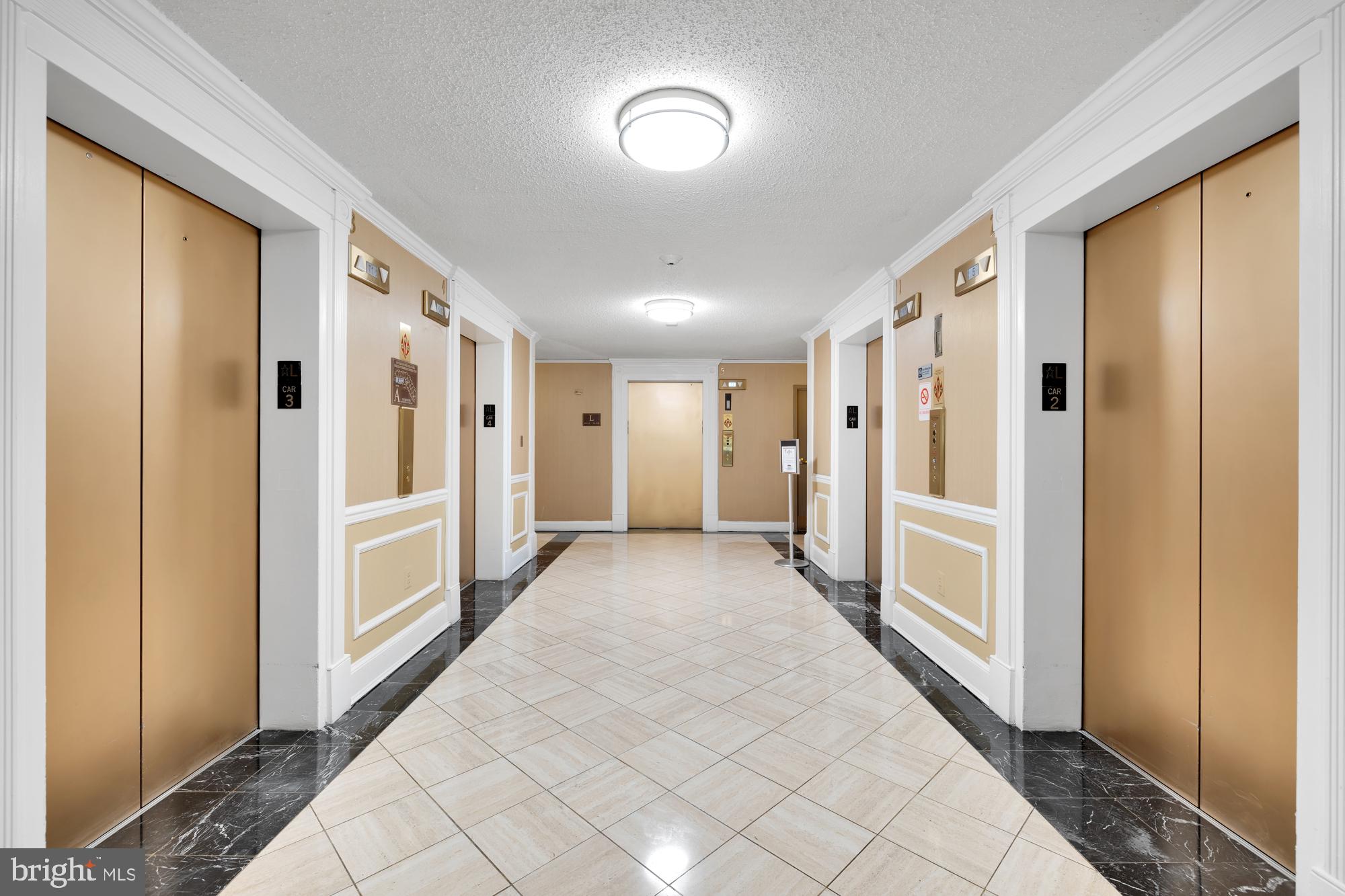 GROSVENOR PARK - Residential