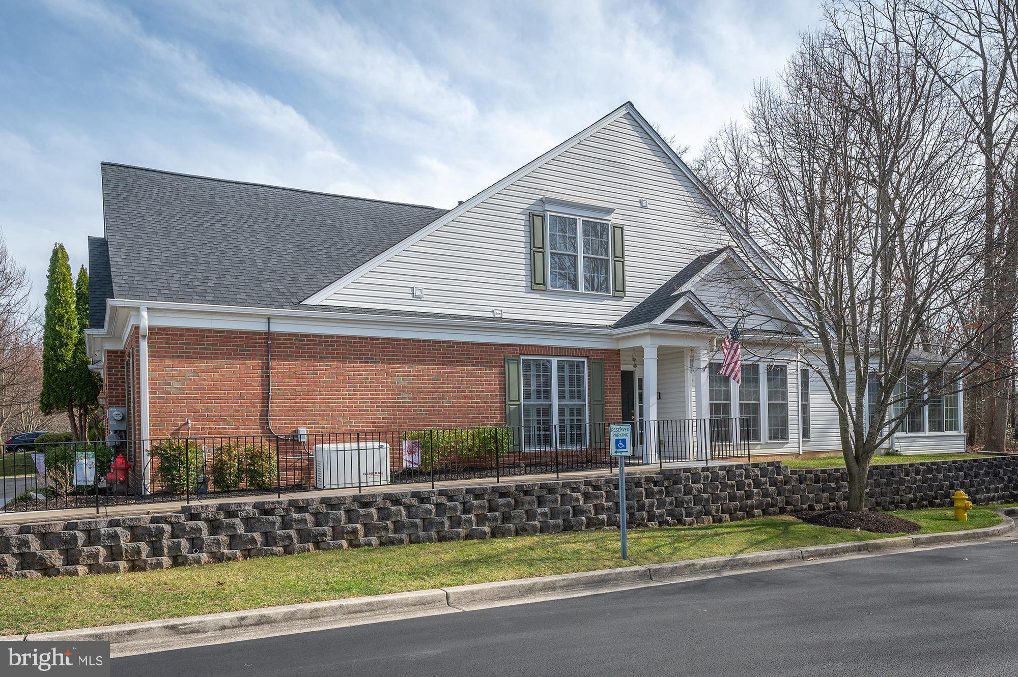 THE VILLAS OF ROCK OAK - Residential