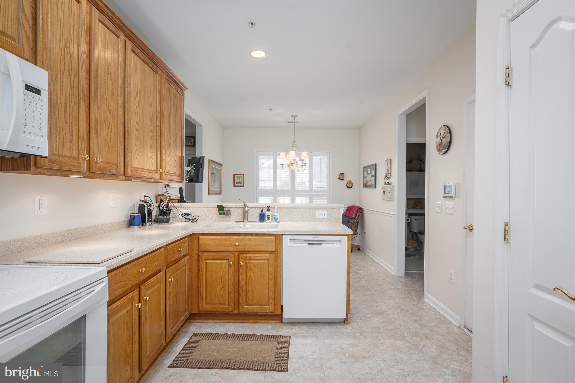 THE VILLAS OF ROCK OAK - Residential