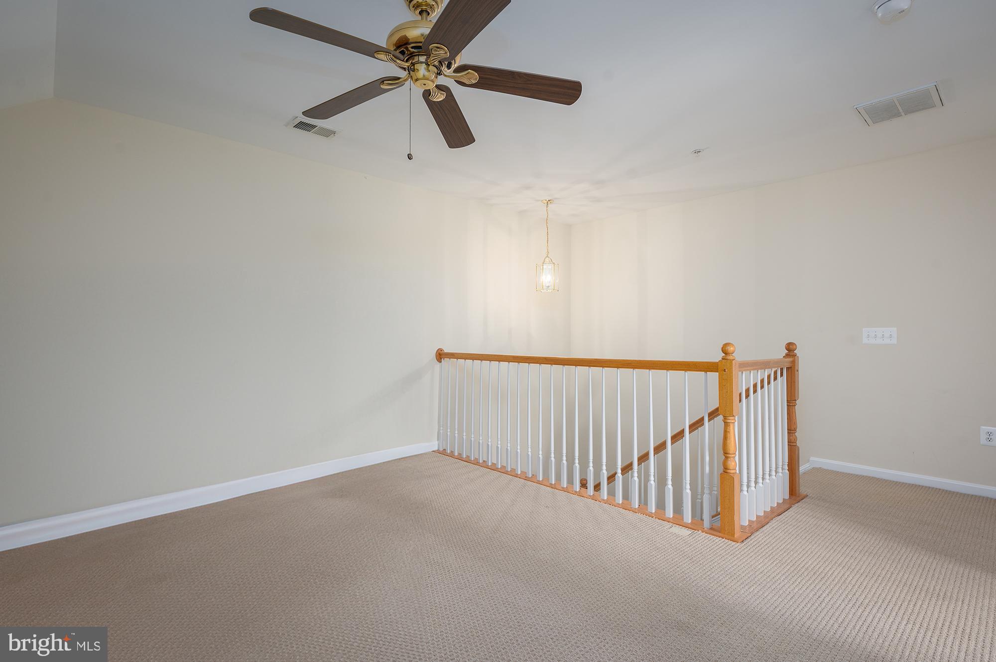 THE VILLAS OF ROCK OAK - Residential