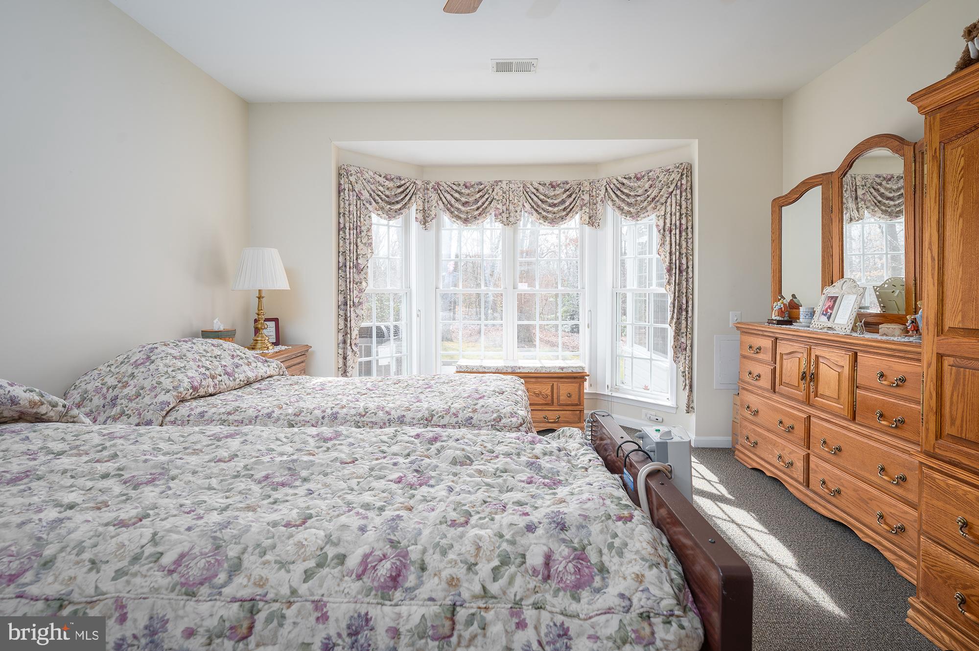 THE VILLAS OF ROCK OAK - Residential