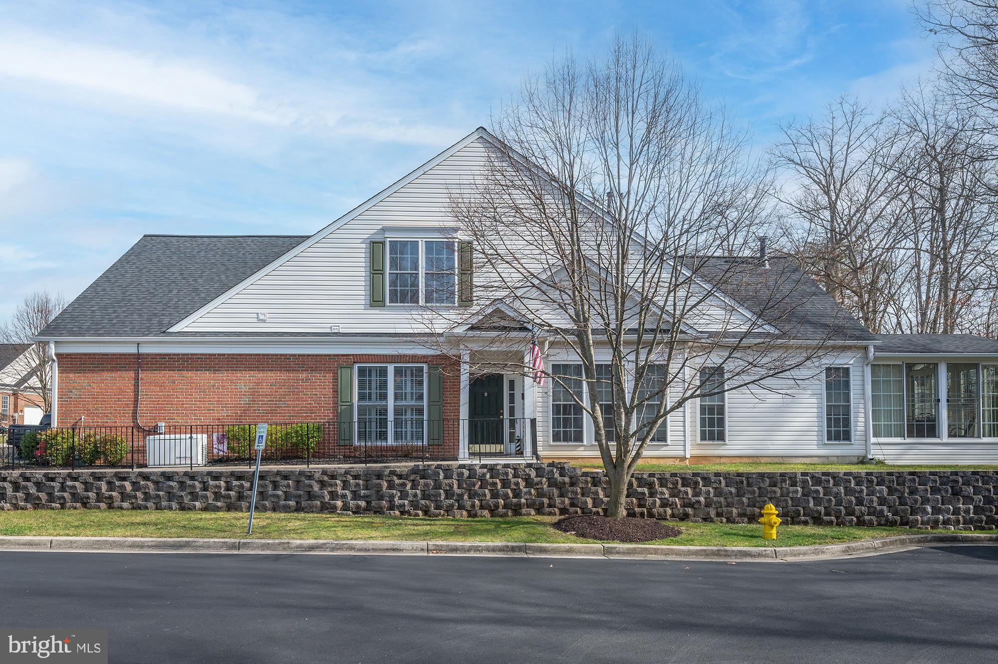 THE VILLAS OF ROCK OAK - Residential