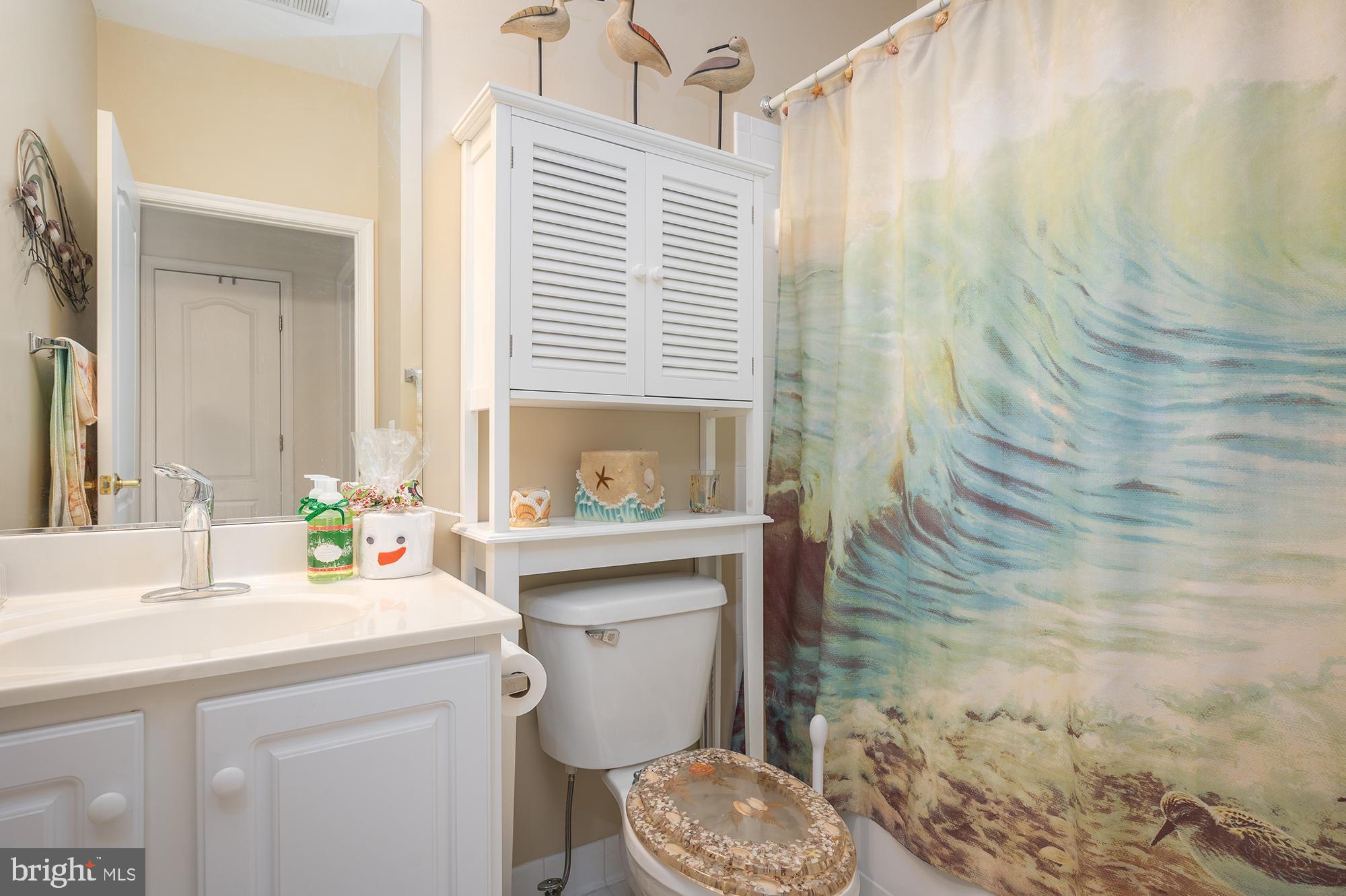 THE VILLAS OF ROCK OAK - Residential