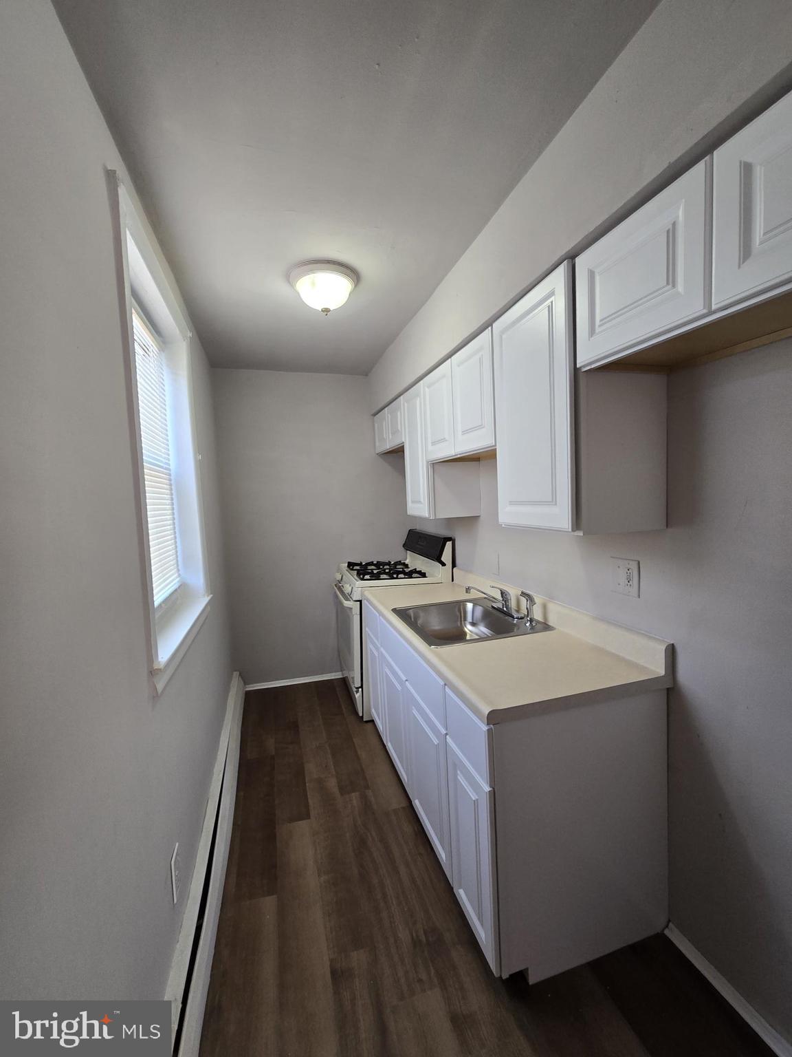 FRANKFORD - Residential Lease