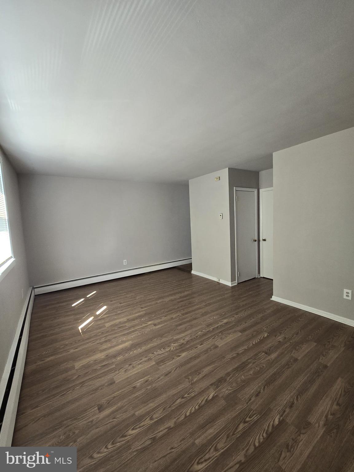 FRANKFORD - Residential Lease