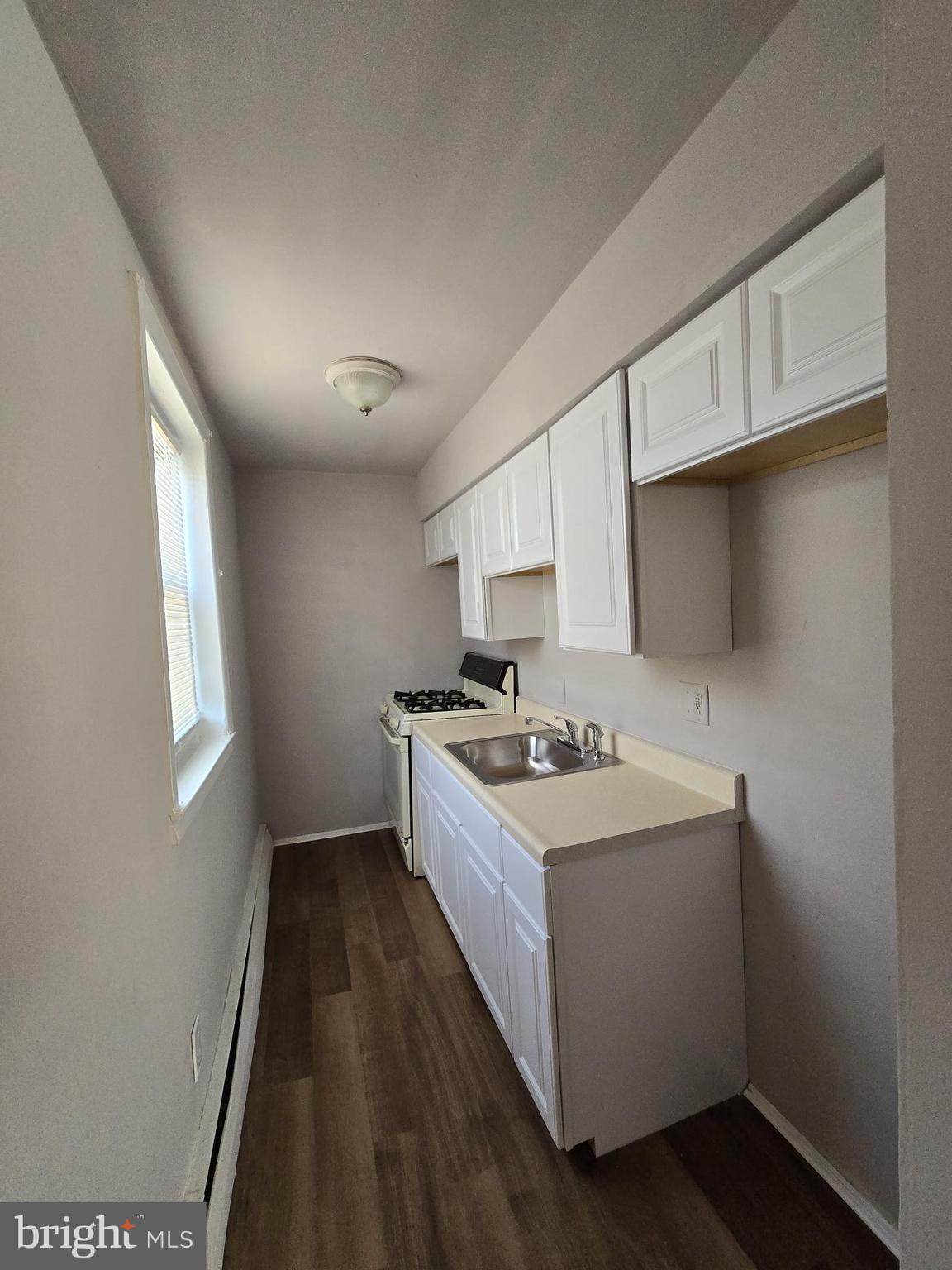 FRANKFORD - Residential Lease