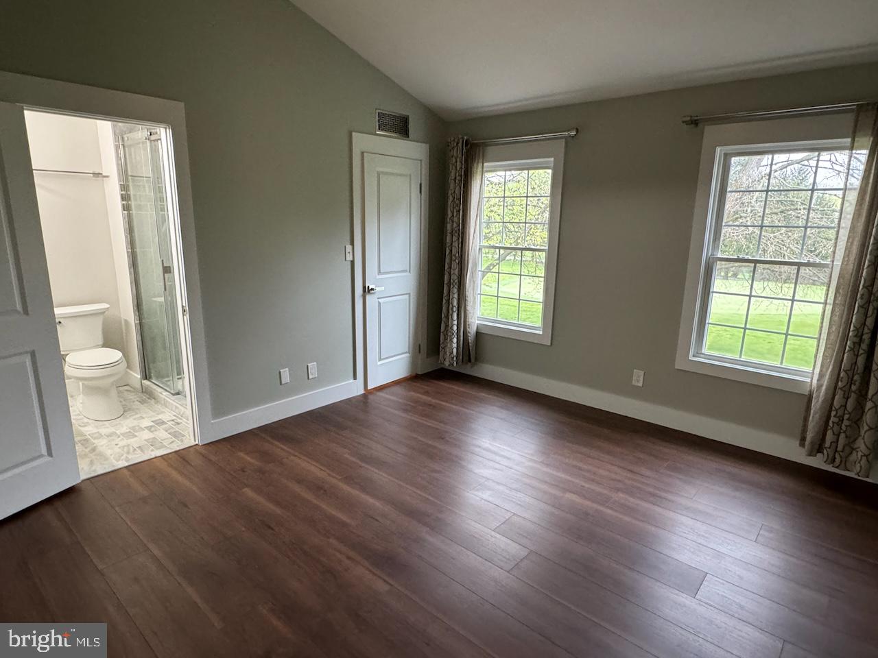 FLYING HILLS - Residential