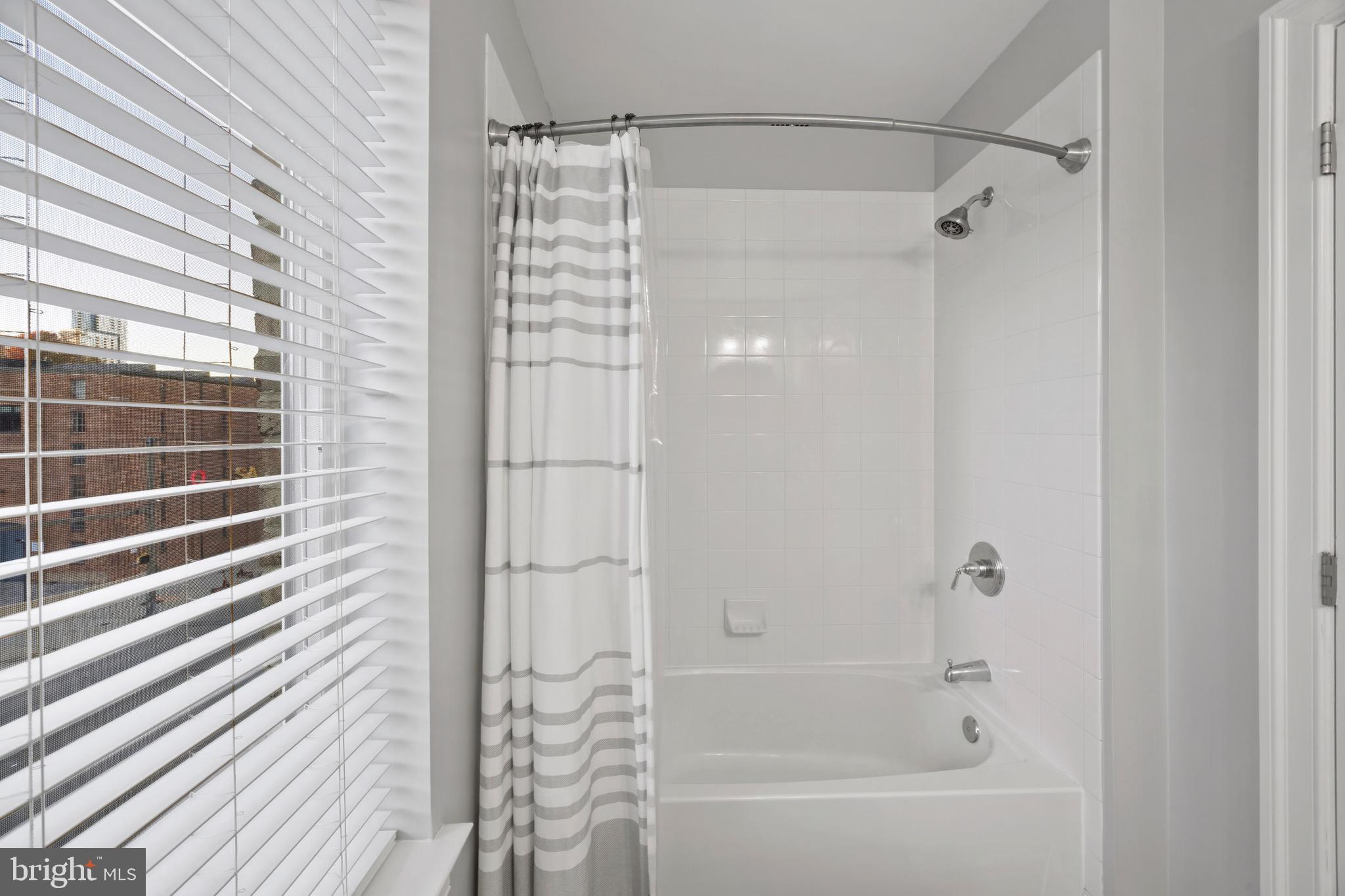 PIER HOMES AT HARBORVIEW - Residential