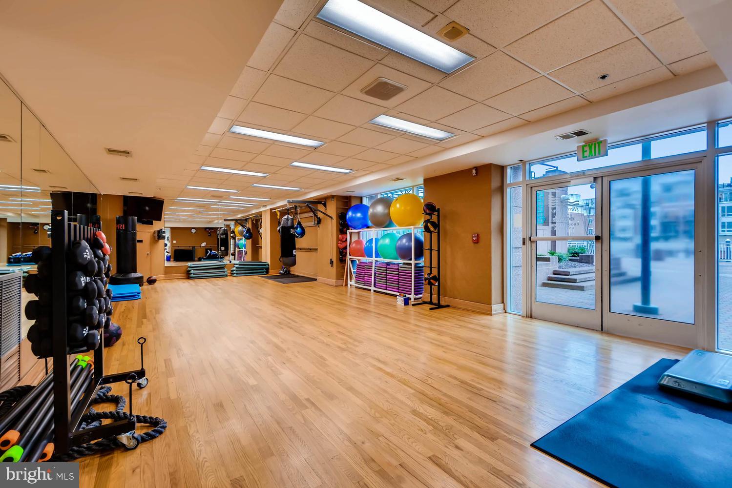 PIER HOMES AT HARBORVIEW - Residential