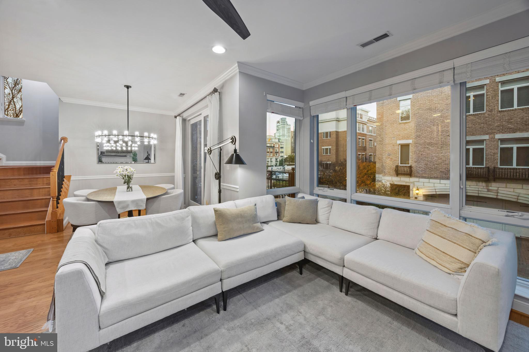 PIER HOMES AT HARBORVIEW - Residential