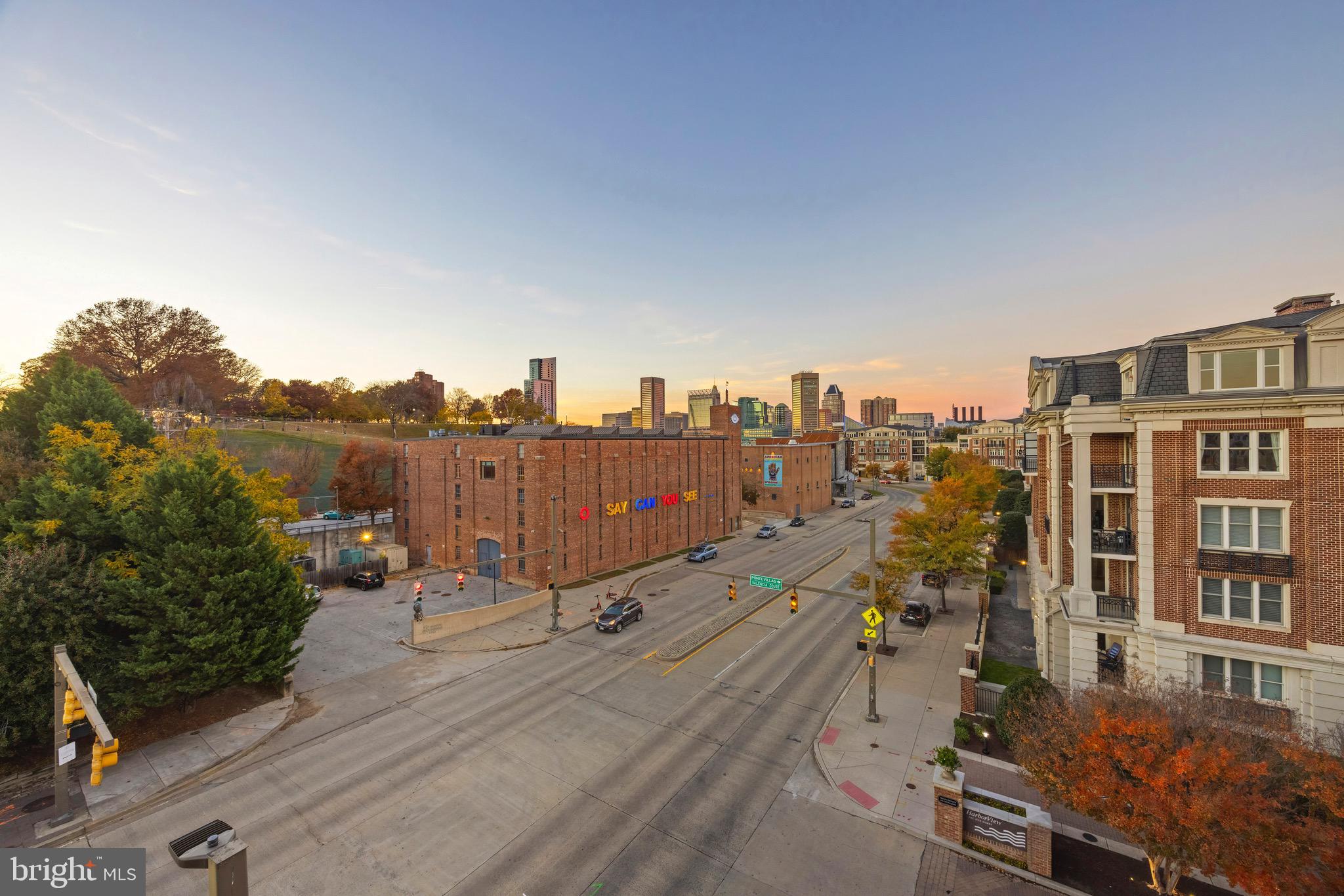 PIER HOMES AT HARBORVIEW - Residential