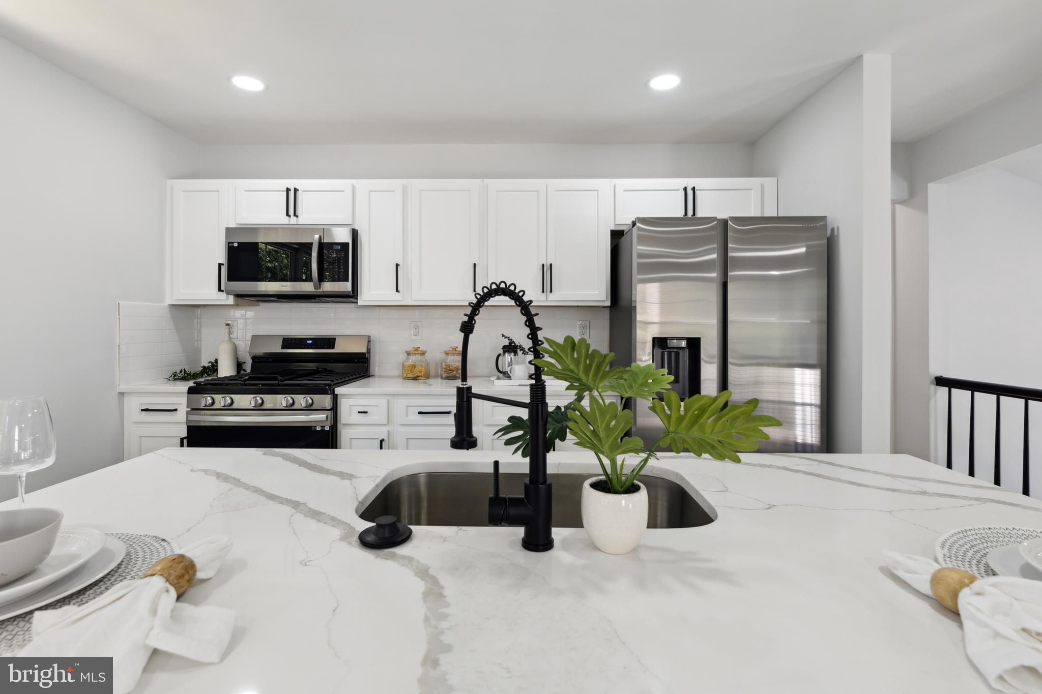 DORCHESTER NEIGHBORHOOD - Residential