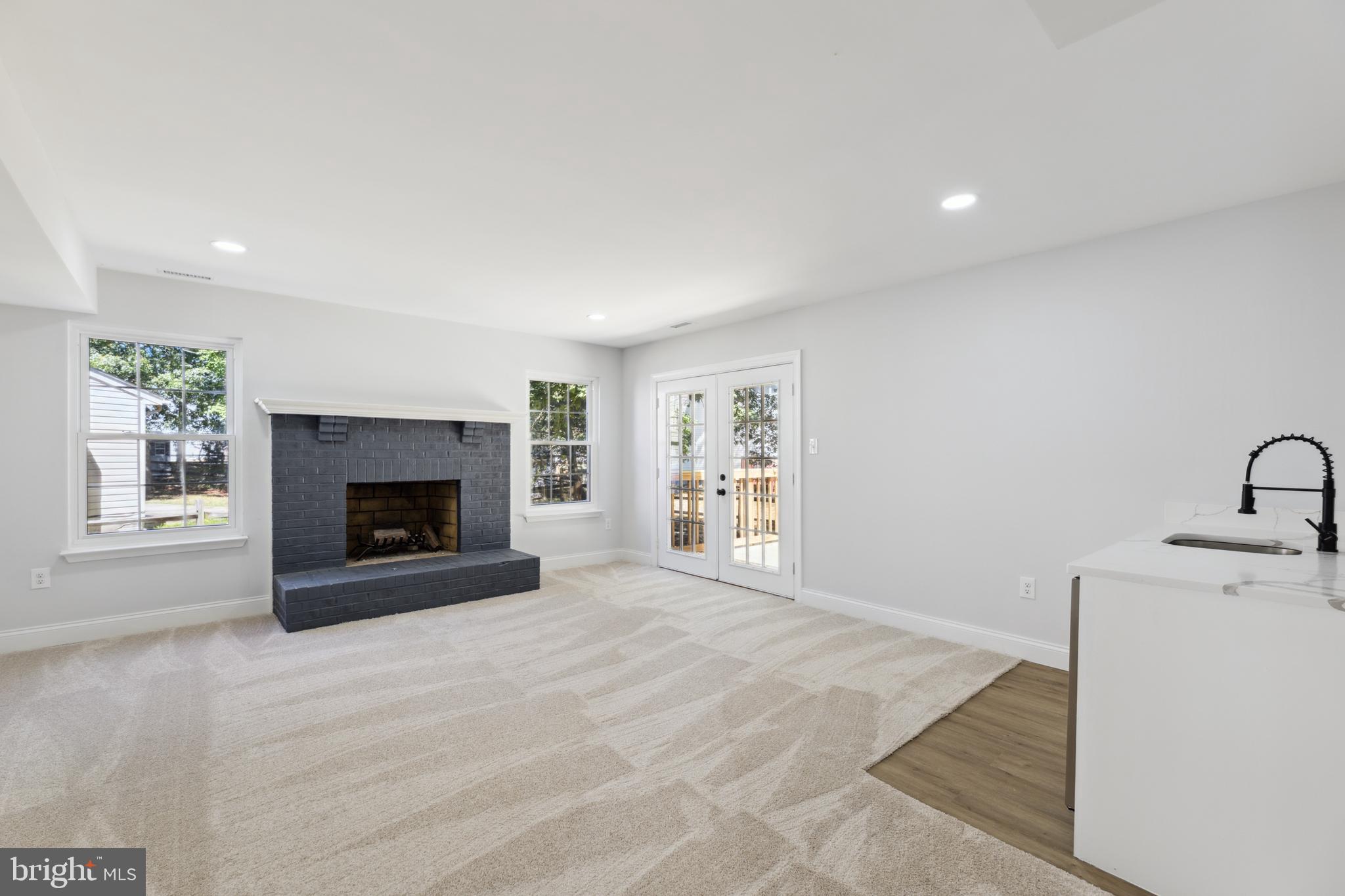 DORCHESTER NEIGHBORHOOD - Residential