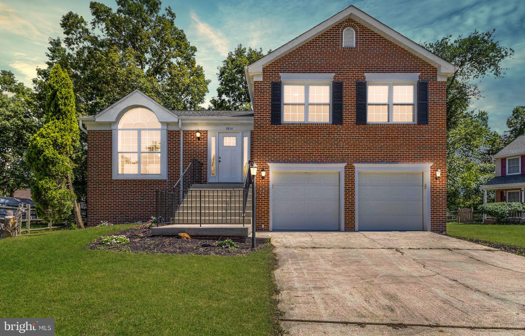 DORCHESTER NEIGHBORHOOD - Residential