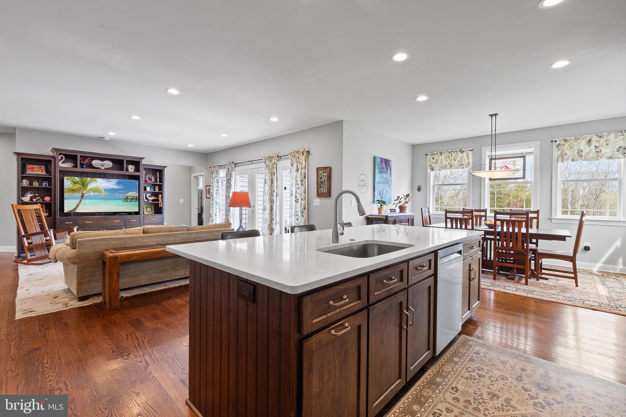 CUMBERLAND TOWNSHIP - Residential