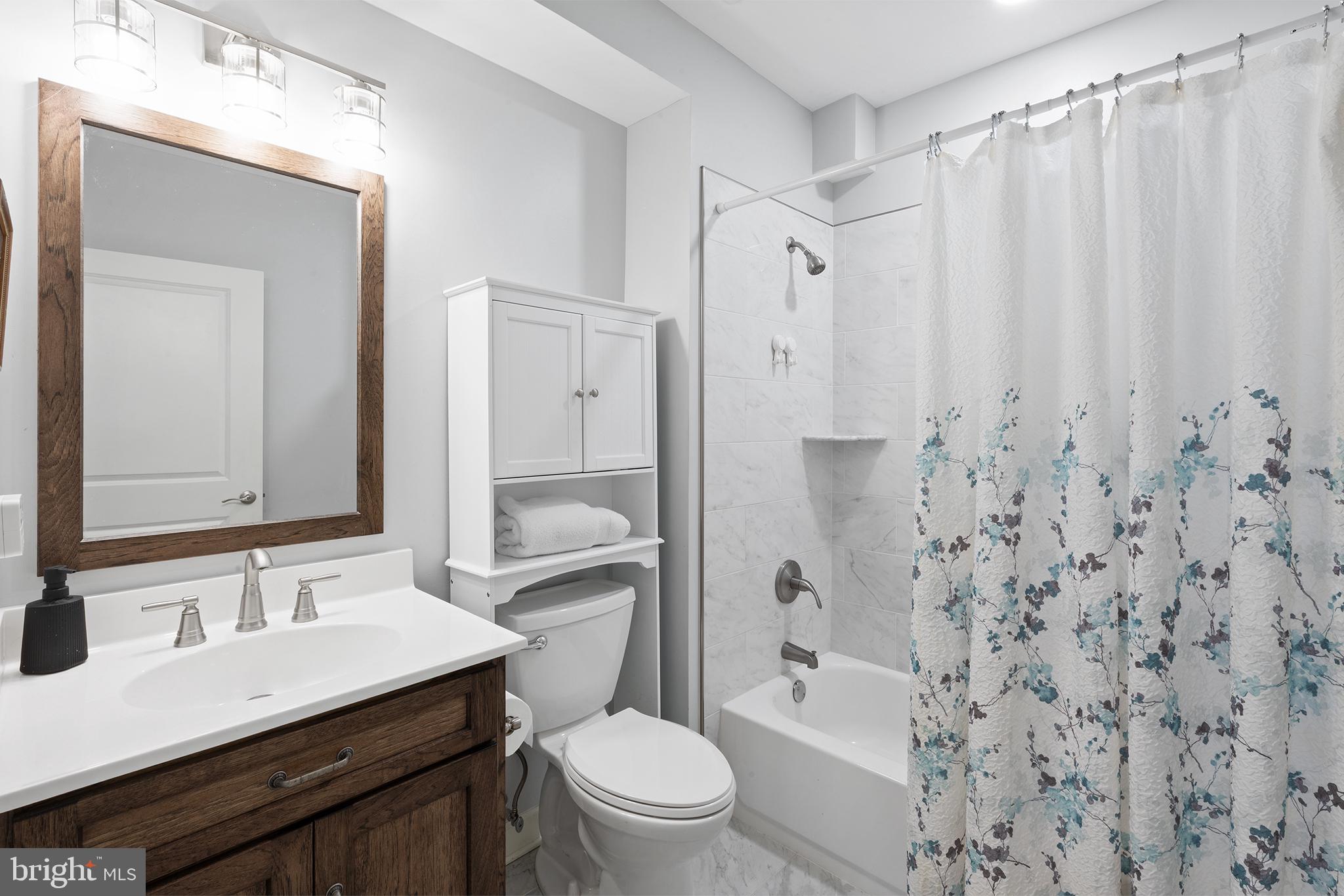 CUMBERLAND TOWNSHIP - Residential