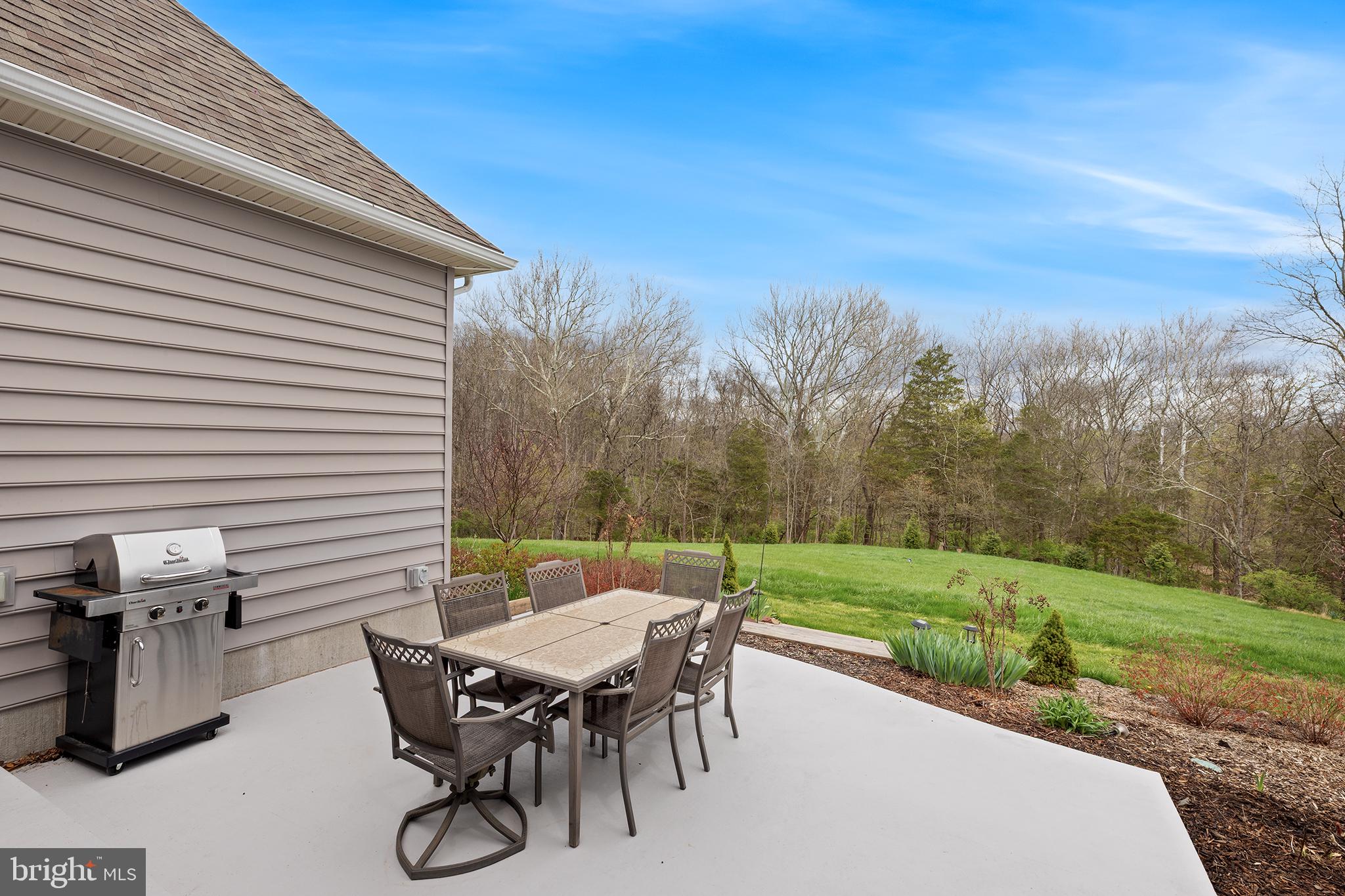 CUMBERLAND TOWNSHIP - Residential