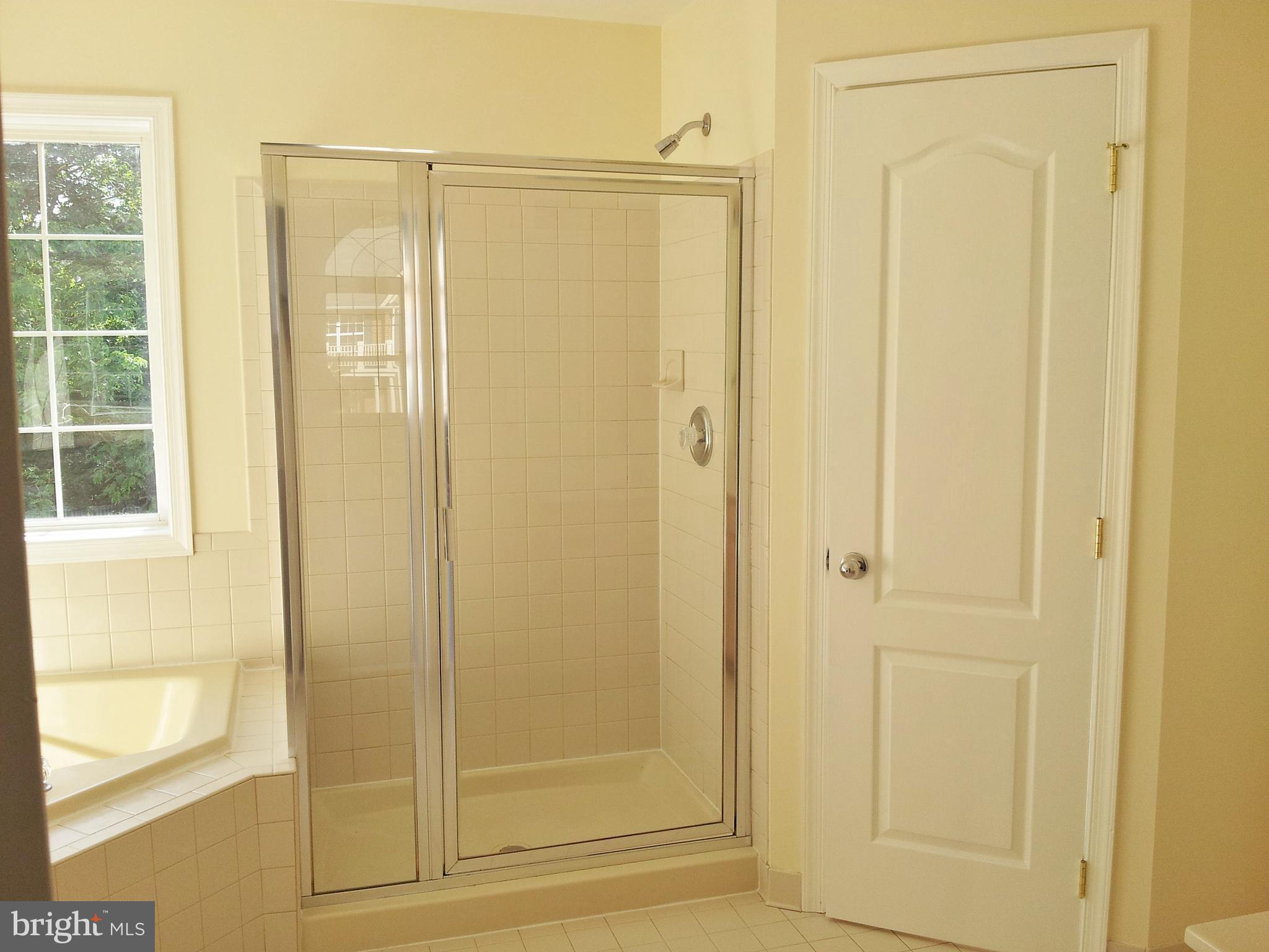 STACYS RIDGE - Residential Lease