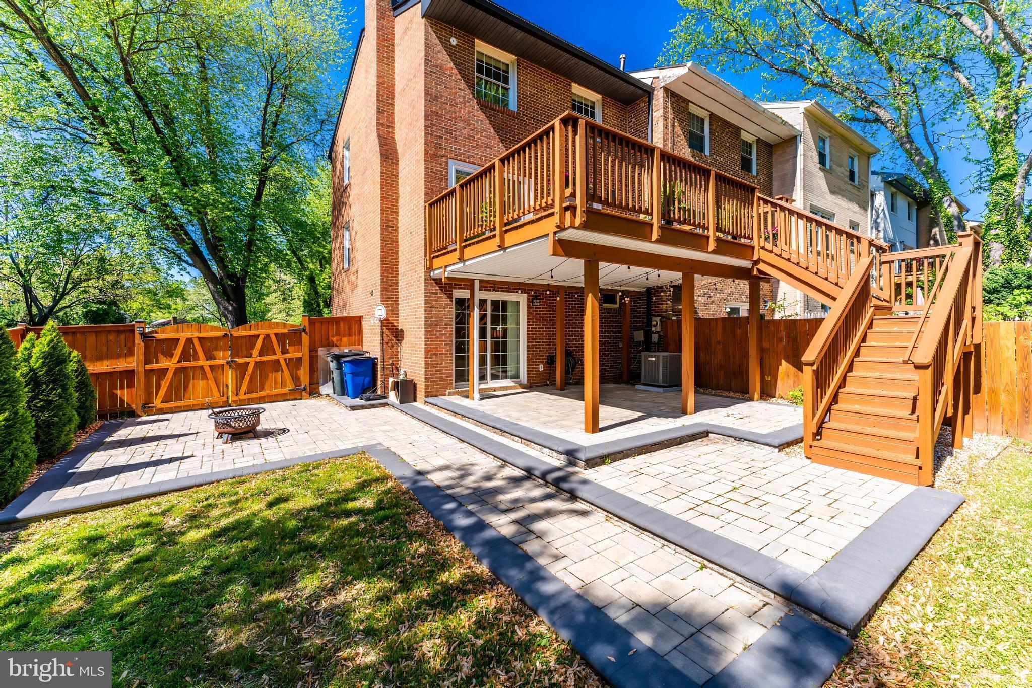 14847 LEICESTER COURT