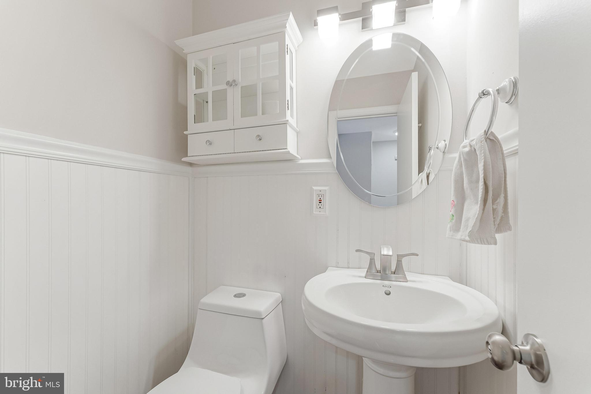 LONDON TOWN WEST - Residential