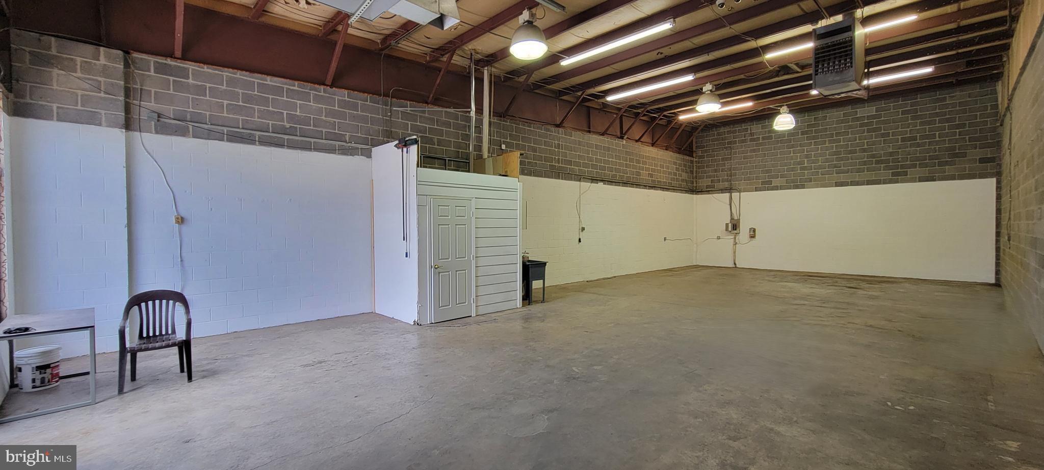 9107 INDUSTRY DRIVE B