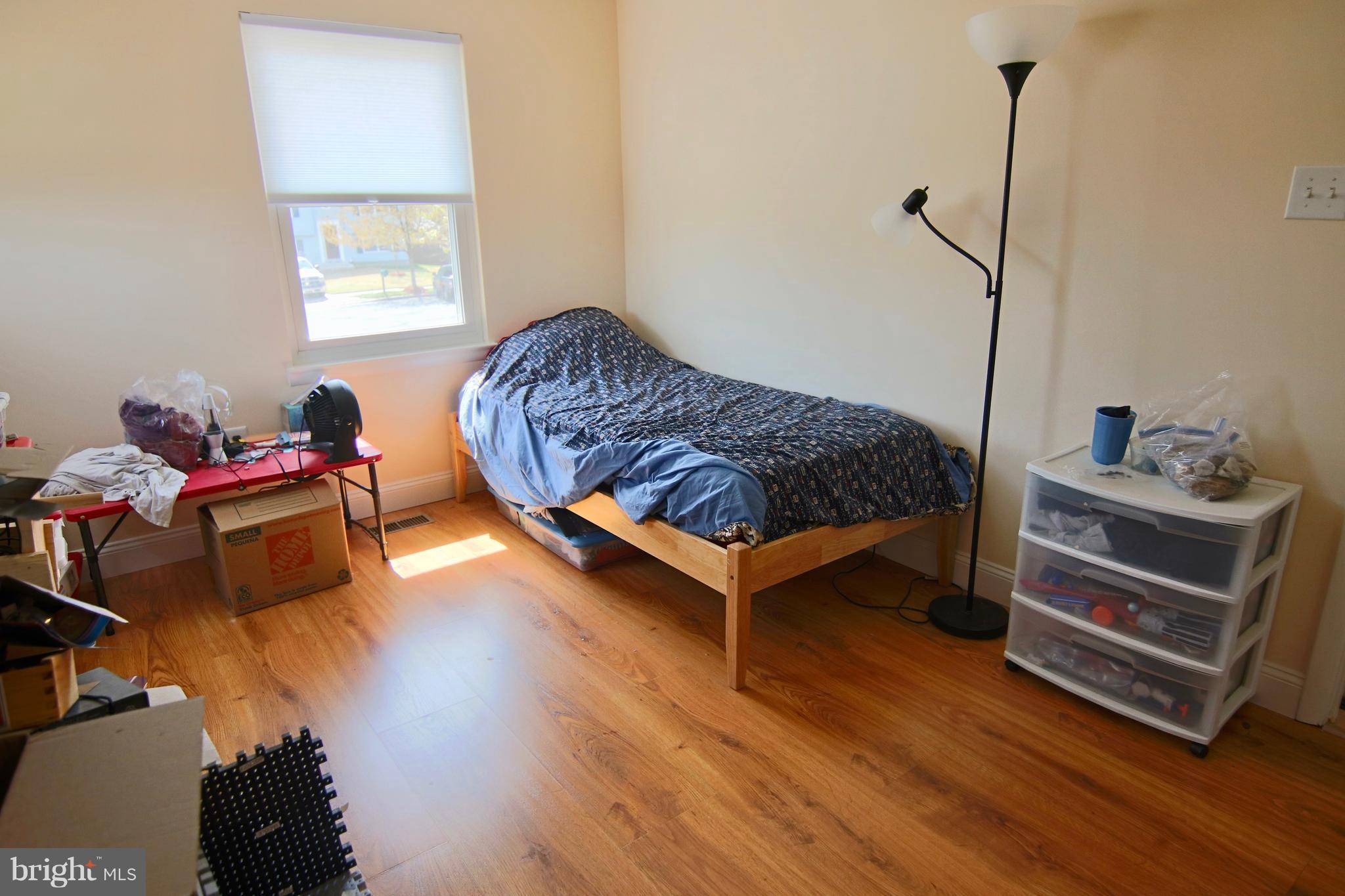 THE PROVINCES - Residential