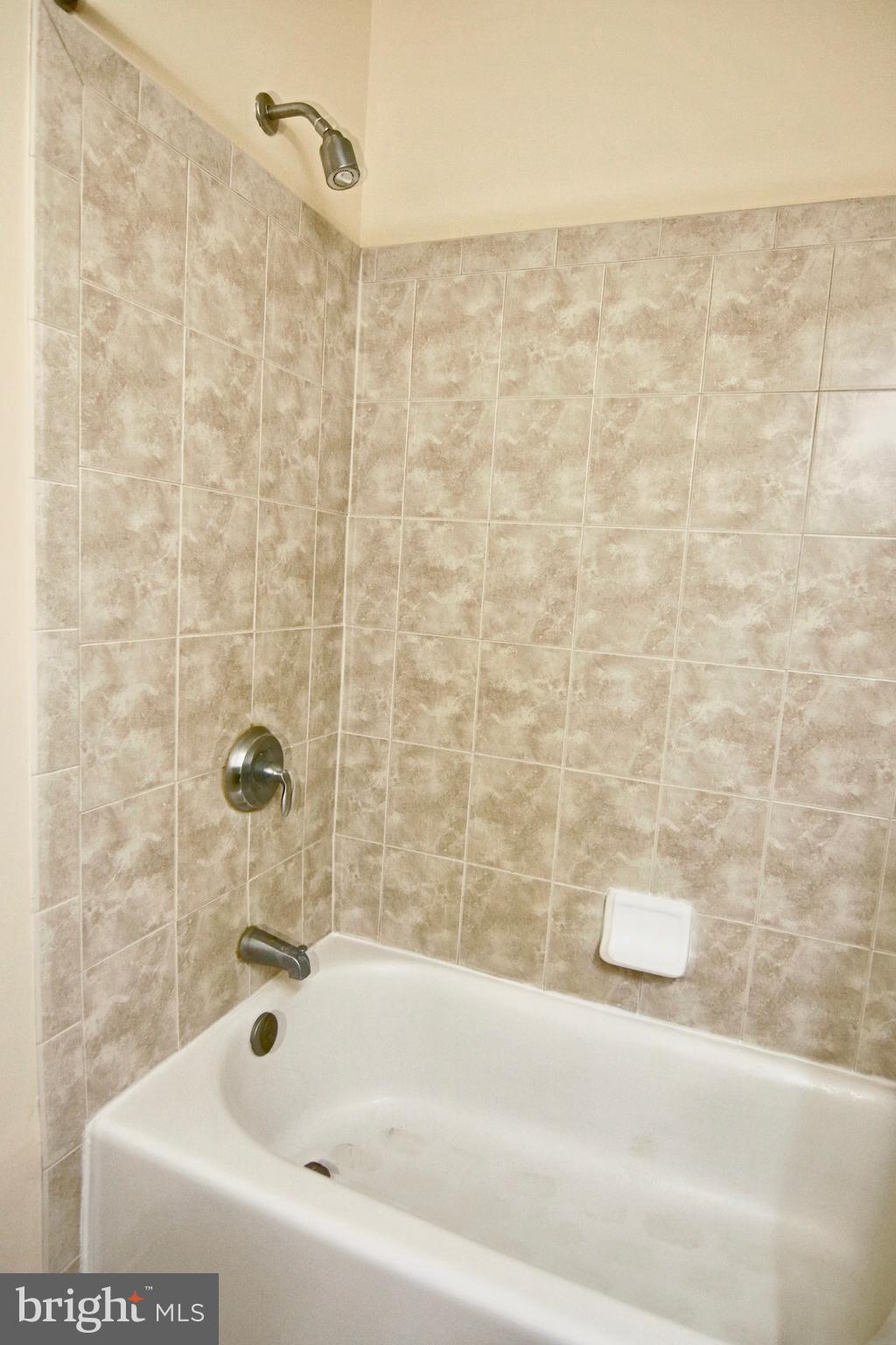 THE PROVINCES - Residential