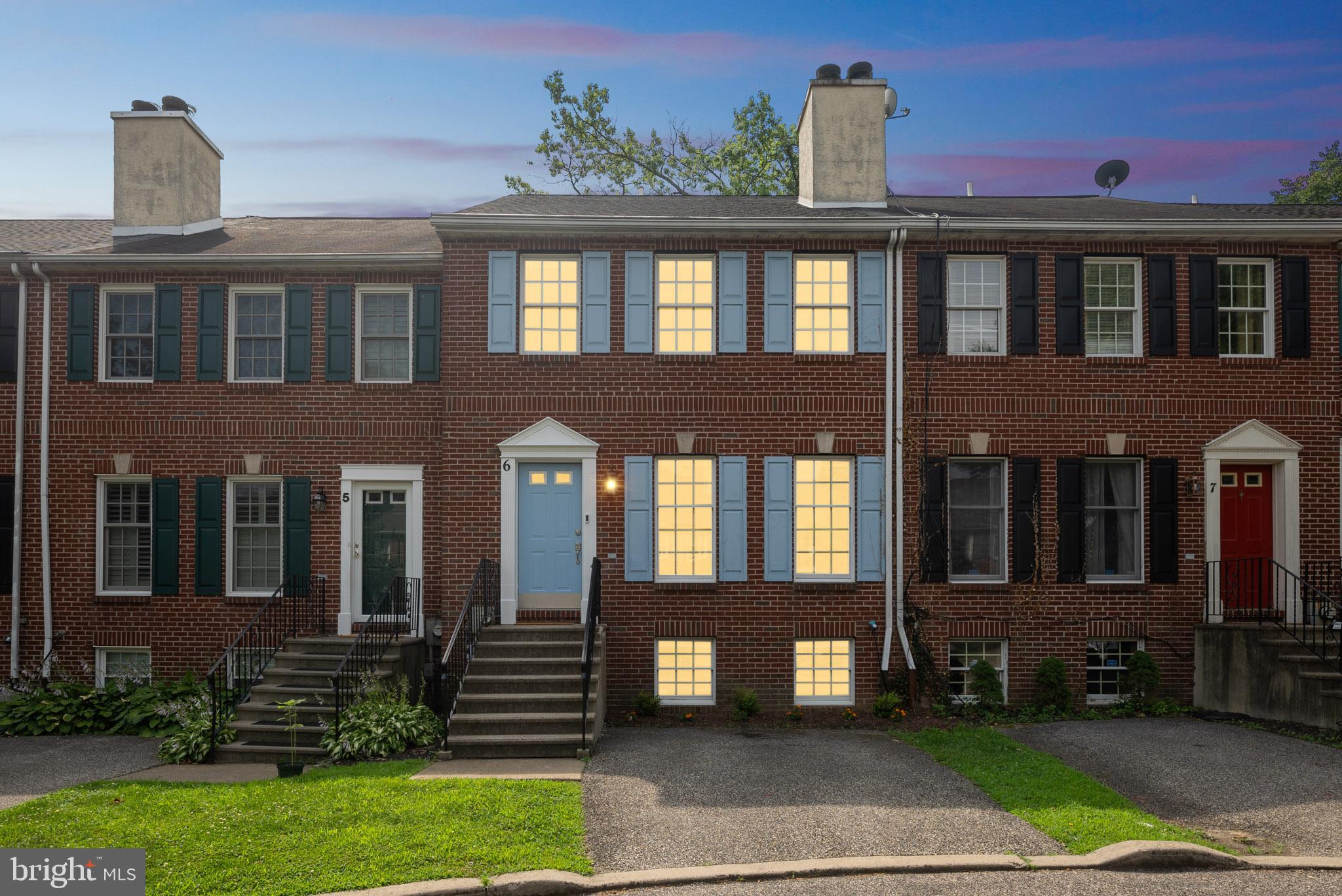 EAST FALLS - Residential Lease