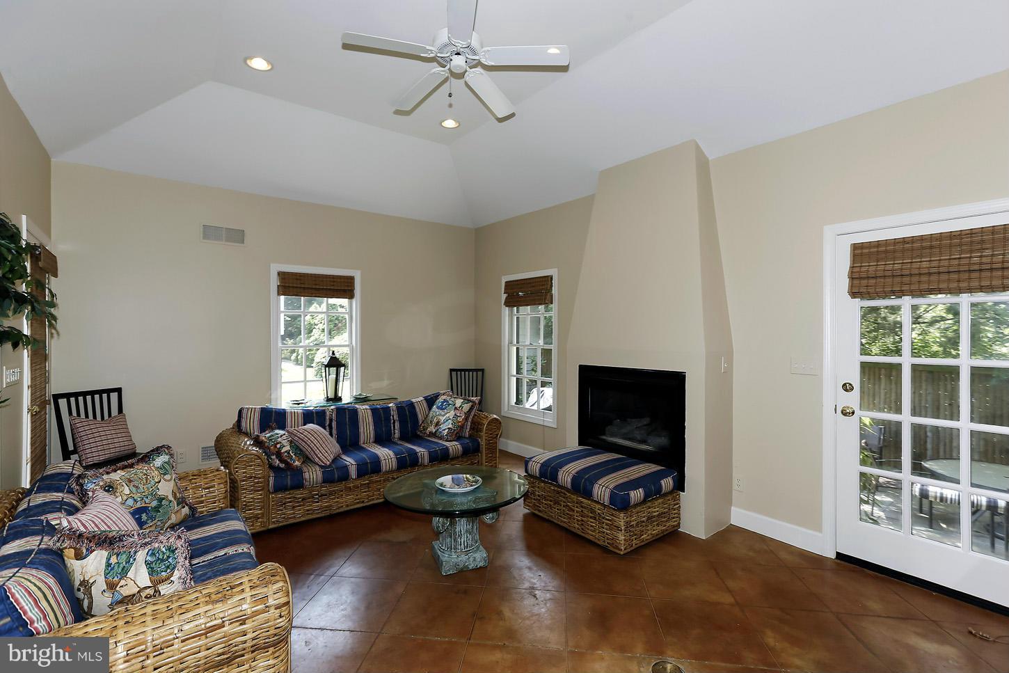 CHEVY CHASE - Residential