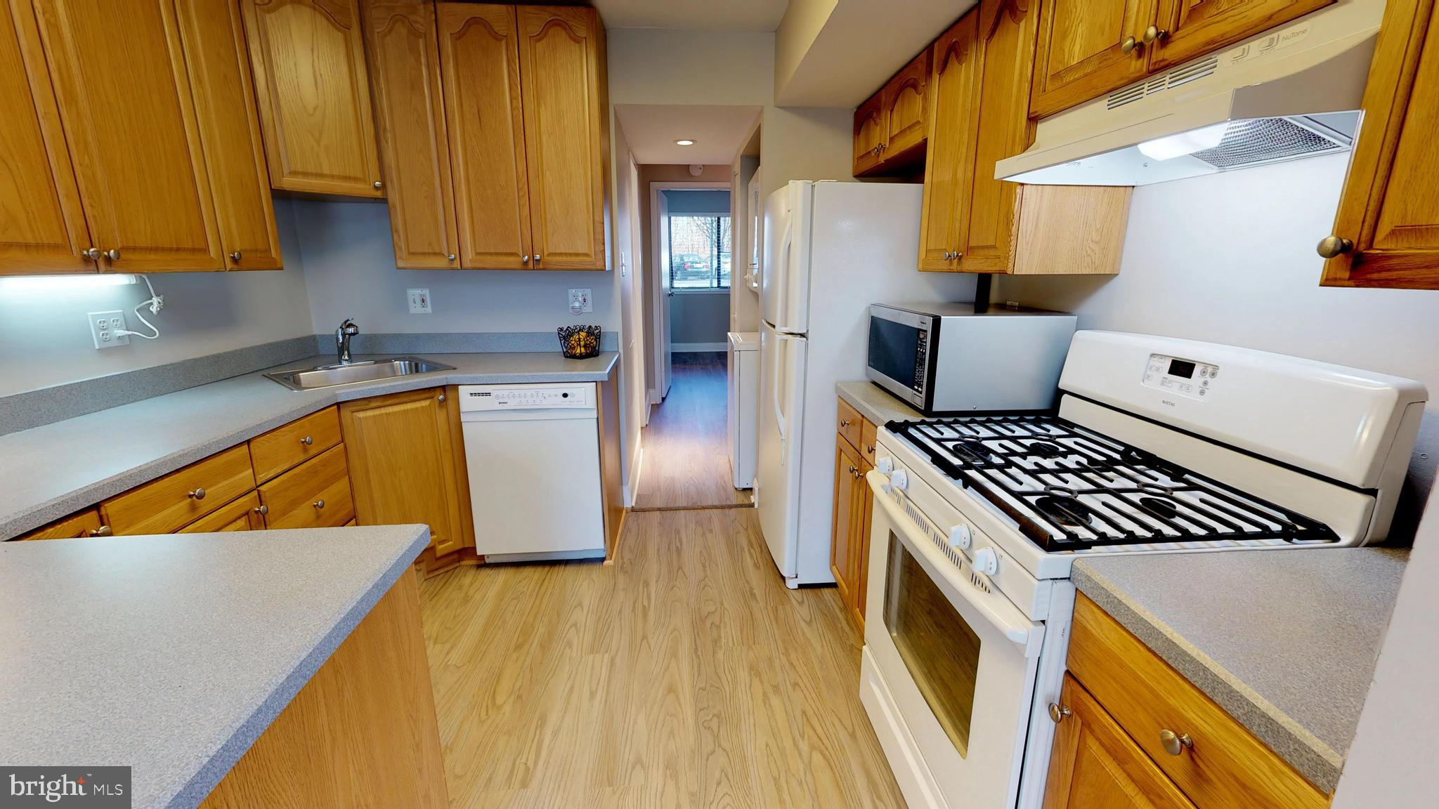 SOUTHGATE - Residential Lease