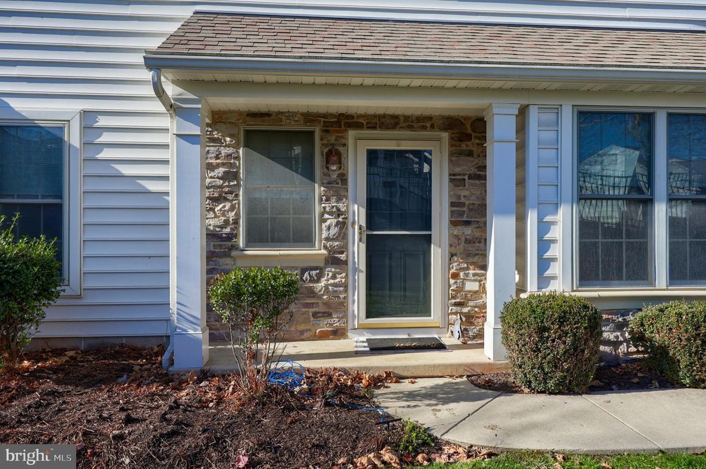 Photo of 2 Pitt Court, LANCASTER, PA 17602 (MLS # PALA2080716)