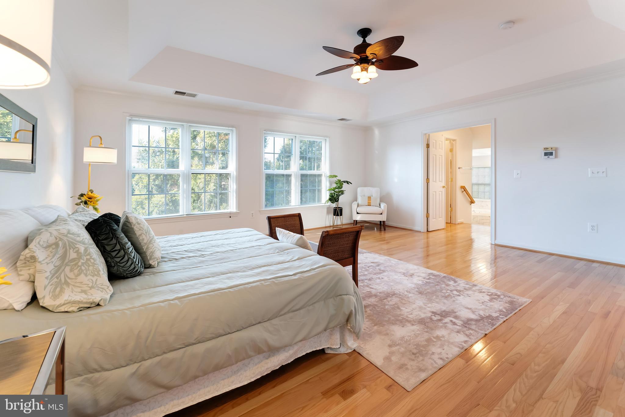 LYNDAM HILL - Residential