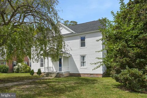 Homes For Sale - 2508 Main Street<br/> EXMORE, VA 23350