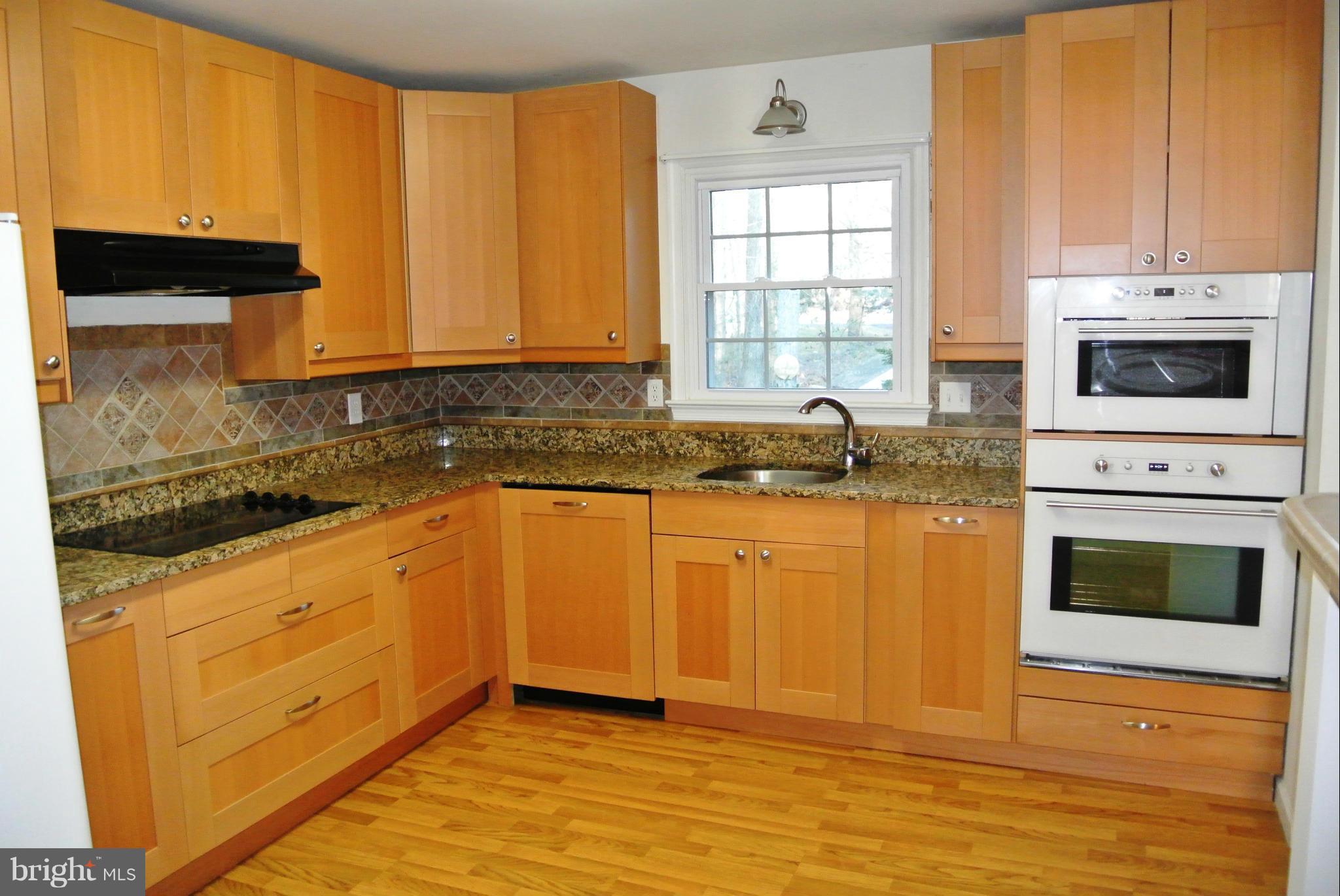 ESSEX SOUTH - Residential Lease