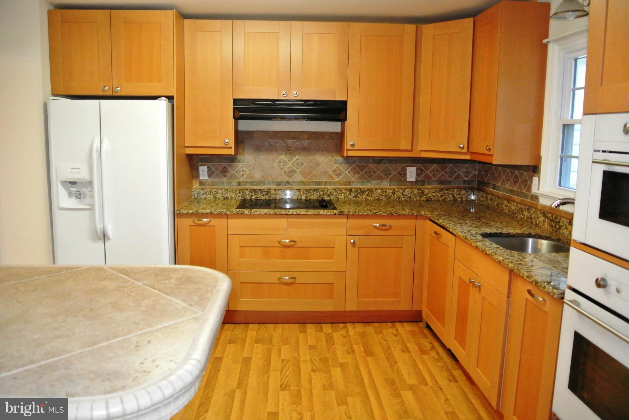 ESSEX SOUTH - Residential Lease