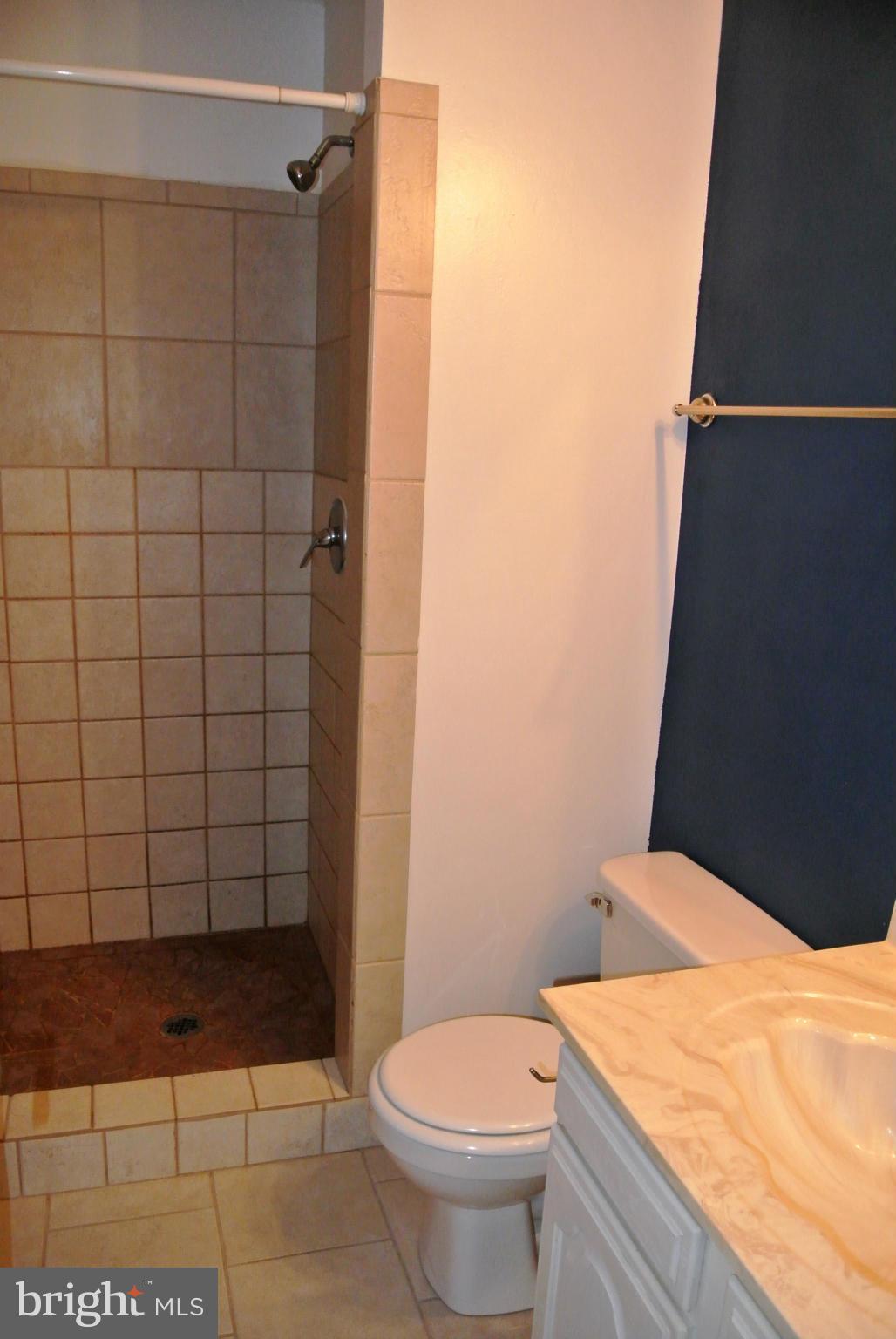 ESSEX SOUTH - Residential Lease