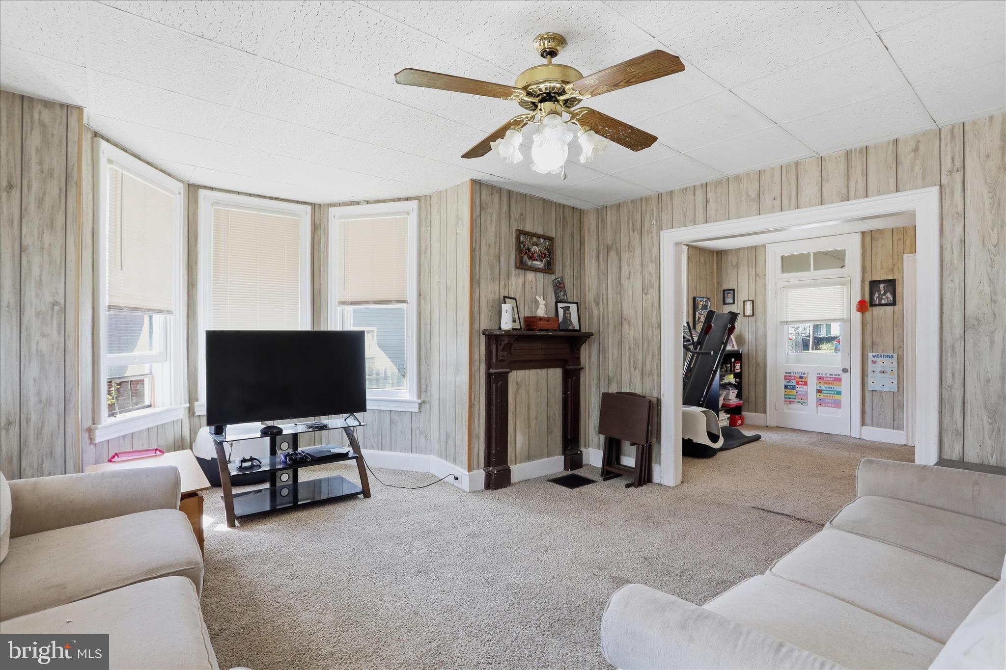 HAGERSTOWN - Residential