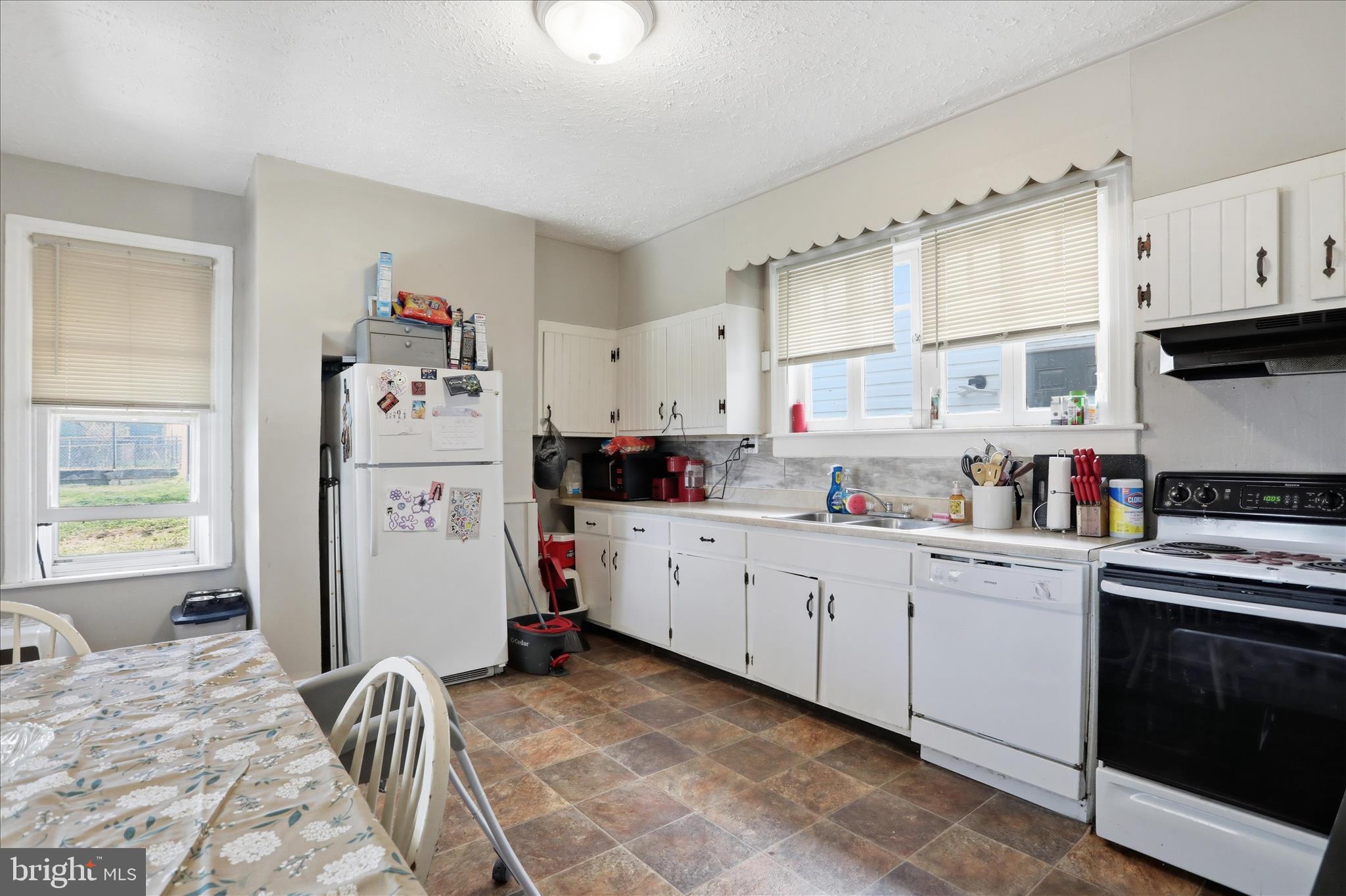 HAGERSTOWN - Residential