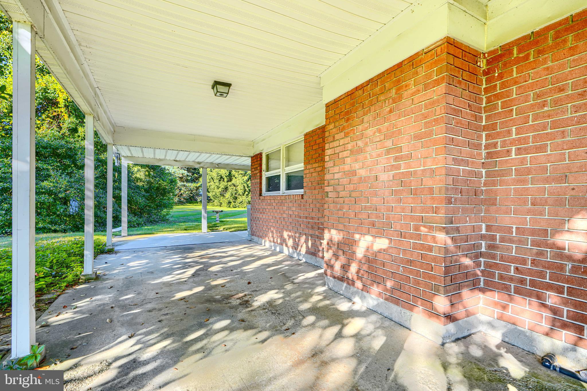 COLONIAL ACRES - Residential