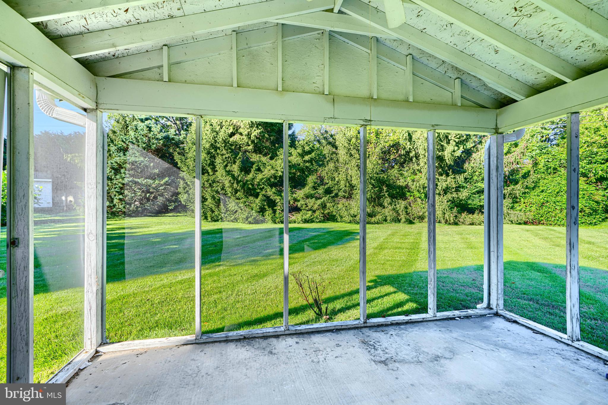 COLONIAL ACRES - Residential