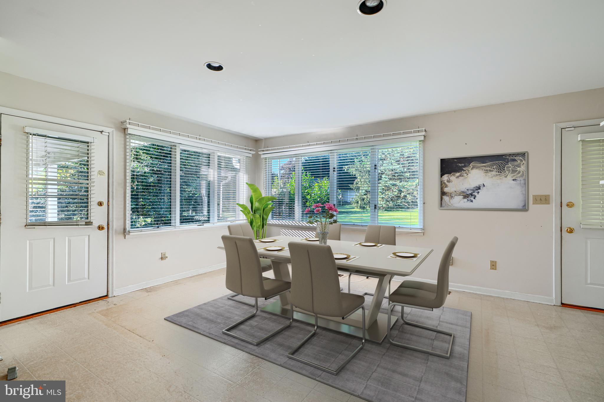 COLONIAL ACRES - Residential